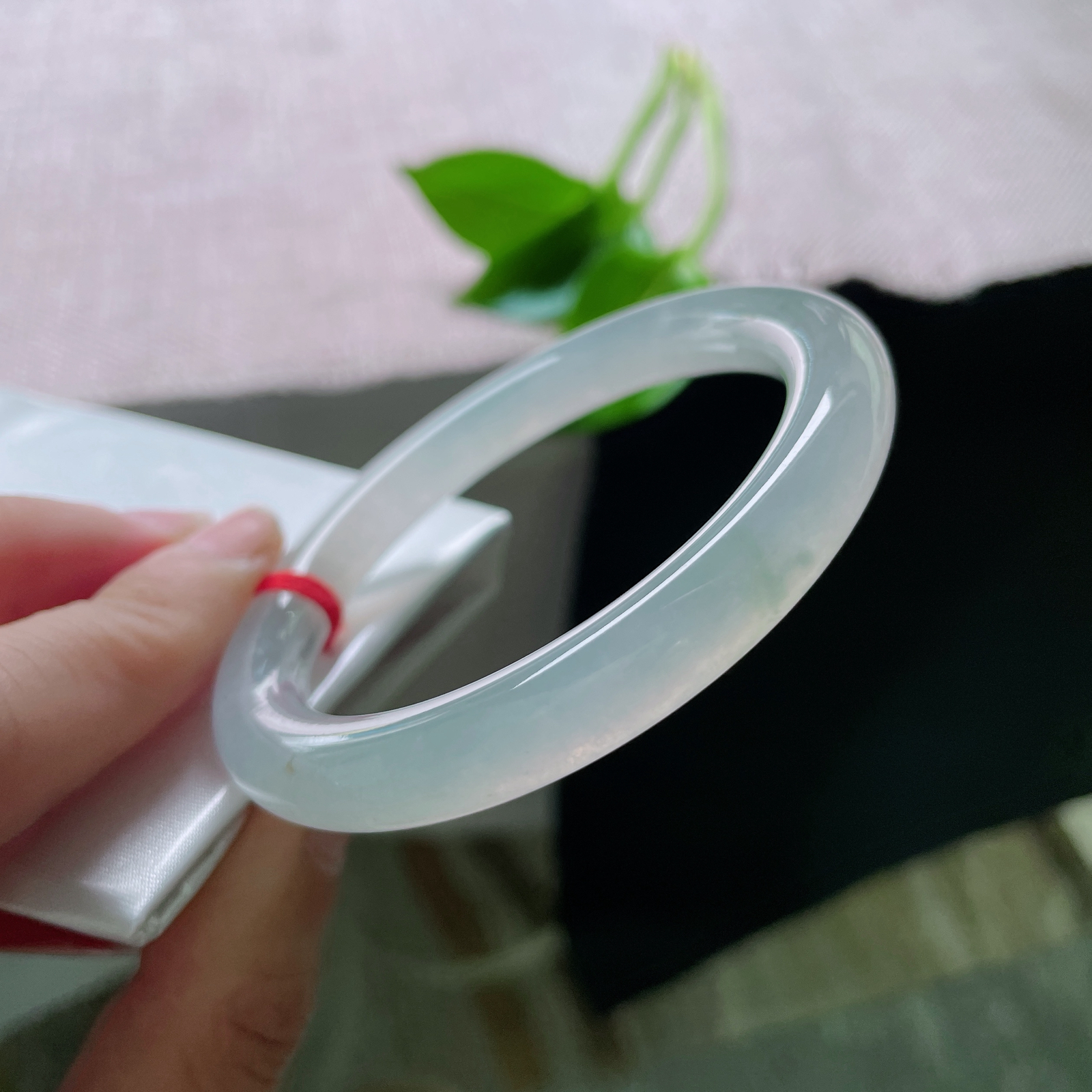 54.8/8.5，冰圆条，水润，细腻，起光，灵动，ss50557a..