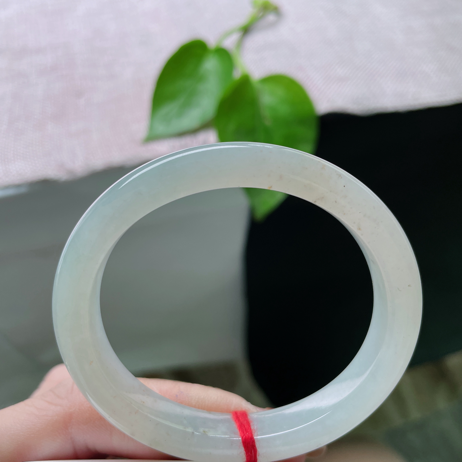 52.4（46.6）9.1/6.4白底贵妃，水润细腻，洒金招财进宝，清爽干净，ss50328a..