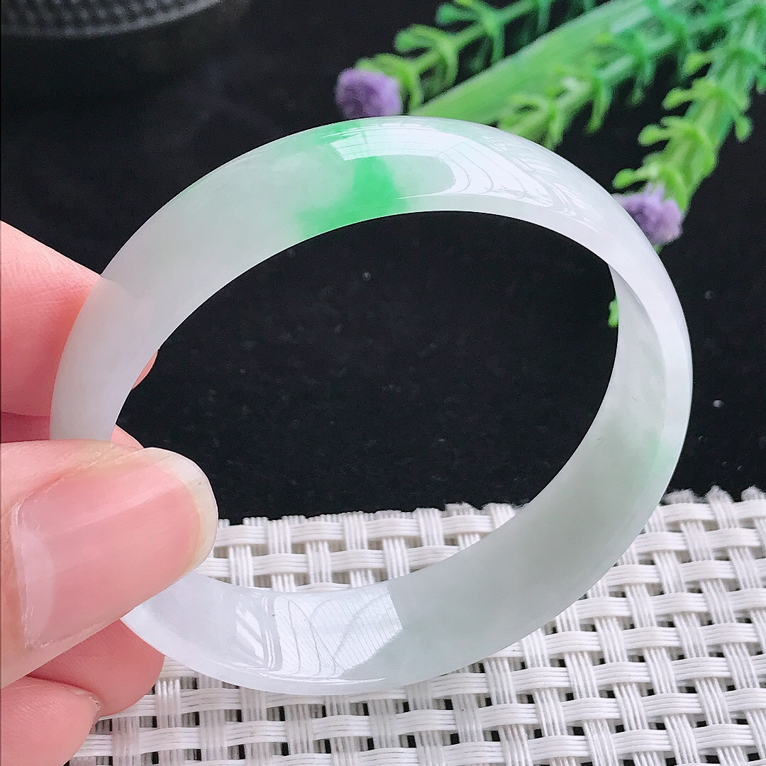 实拍A货翡翠51.5/13.3/4老坑冰润飘阳绿手镯宽边玉镯福镯平安镯