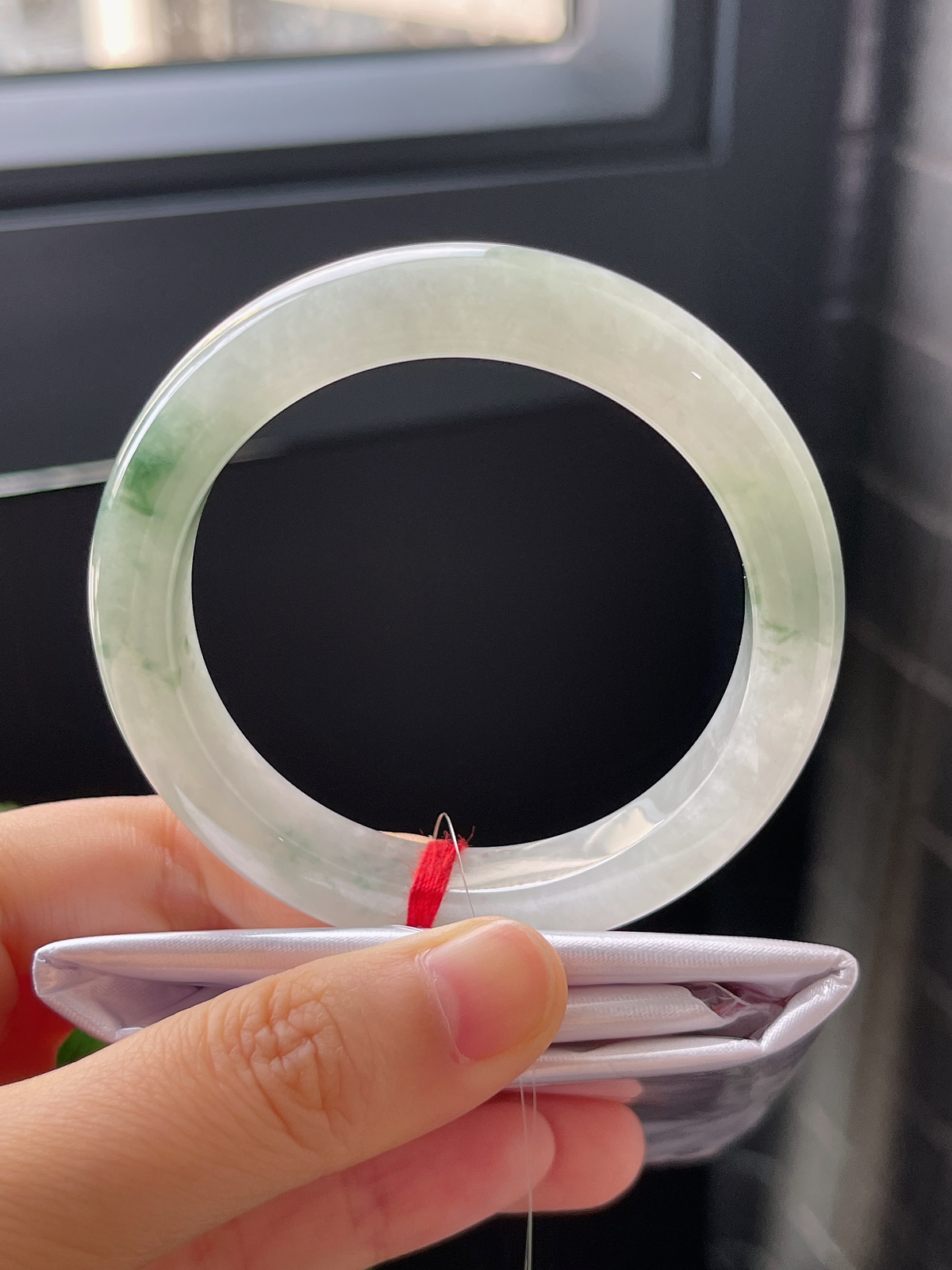 正圈53圈口，翡翠冰糯种飘花手镯