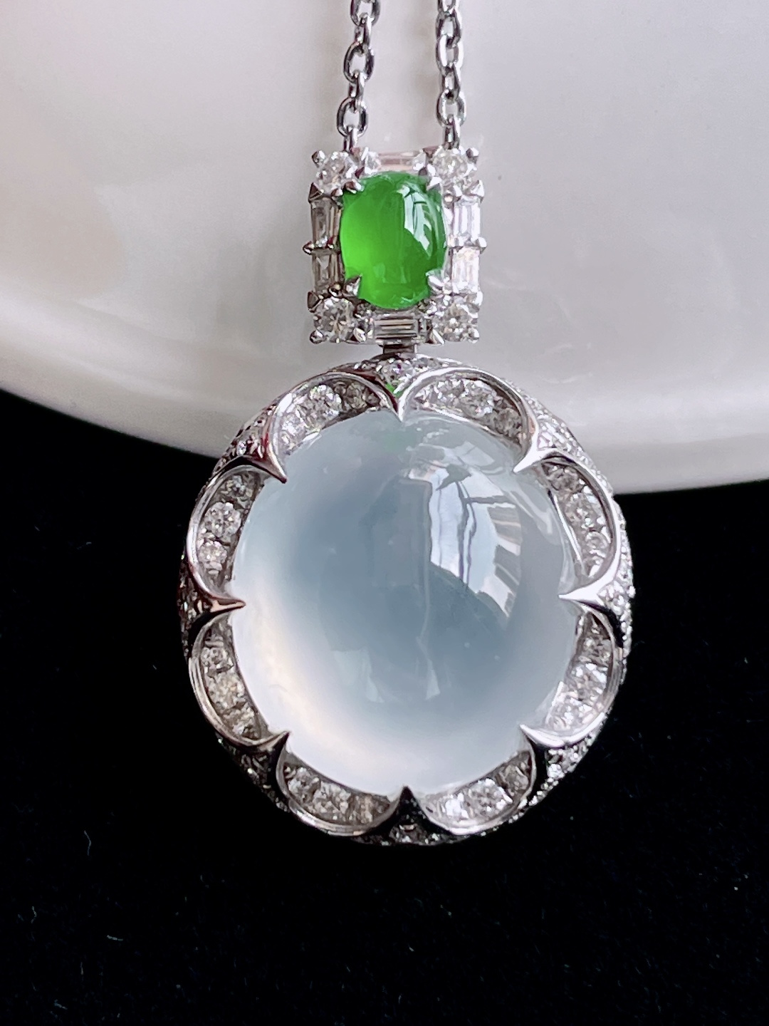 ️ 玻璃种蛋面 起光通透 起胶饱满 整体：26.4/17/11 裸石：14.5/12.5，编号