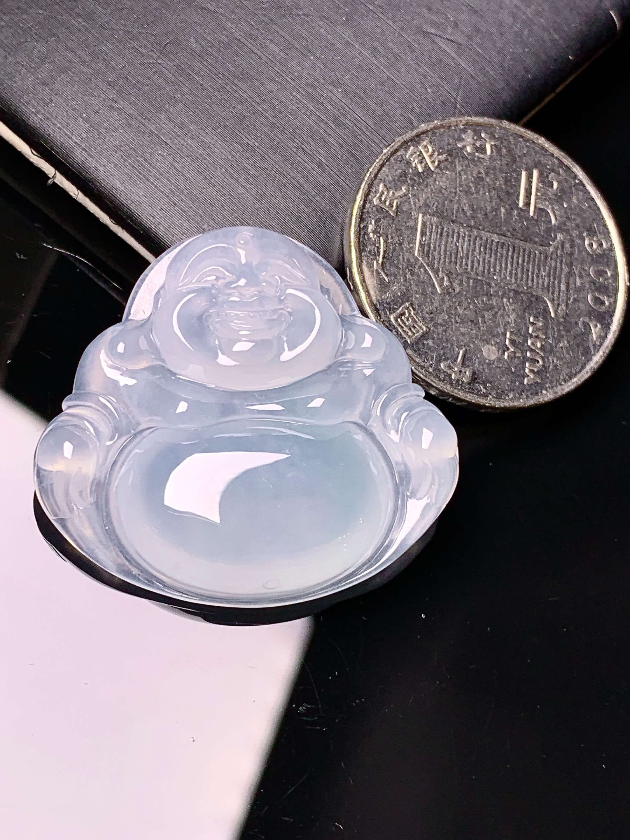 冰种佛公吊坠 玉质细腻 色泽艳丽清新 水润亮眼 整体尺寸29.5*32*6.2x1