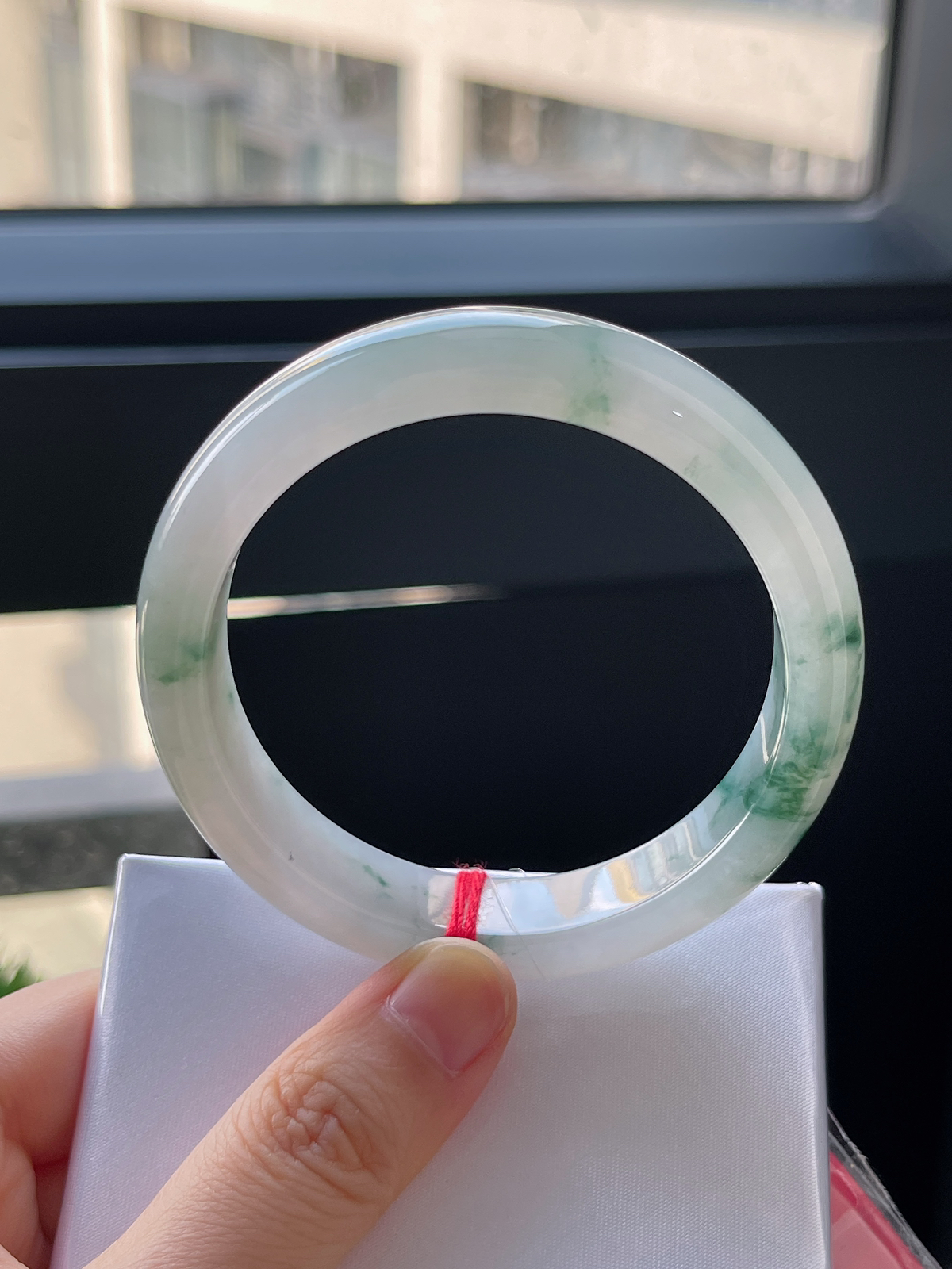 正圈56.2圈口，翡翠冰糯种飘花手镯