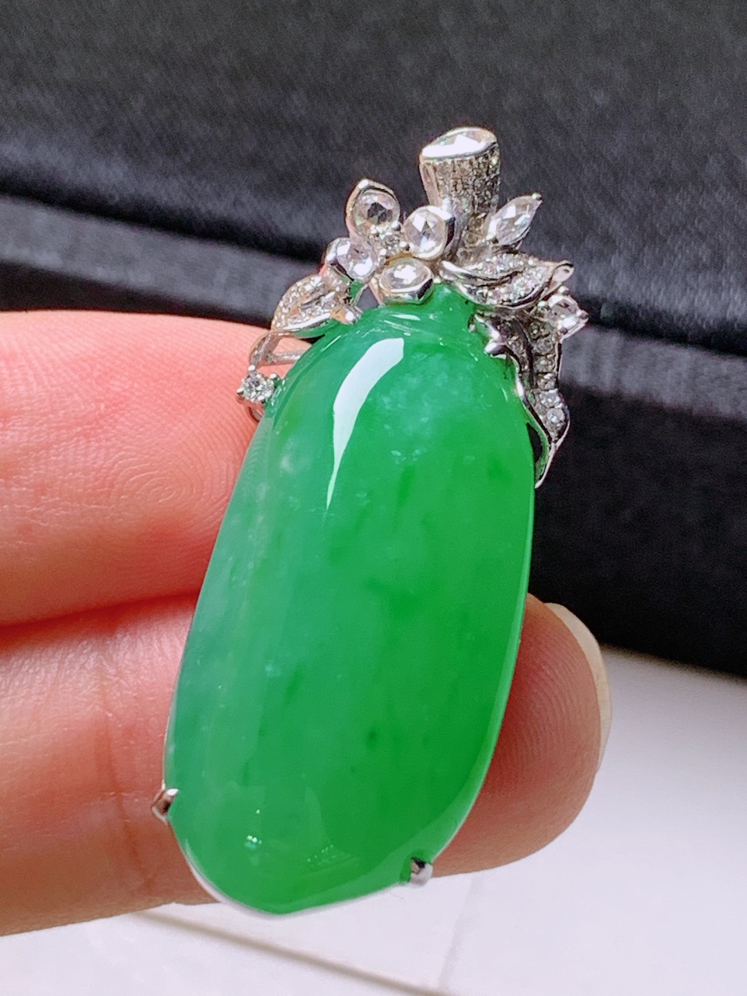 ️ 冰阳绿福瓜吊坠，无裂色阳饱满，裸石29.8-14.3-7.137.1-8.8