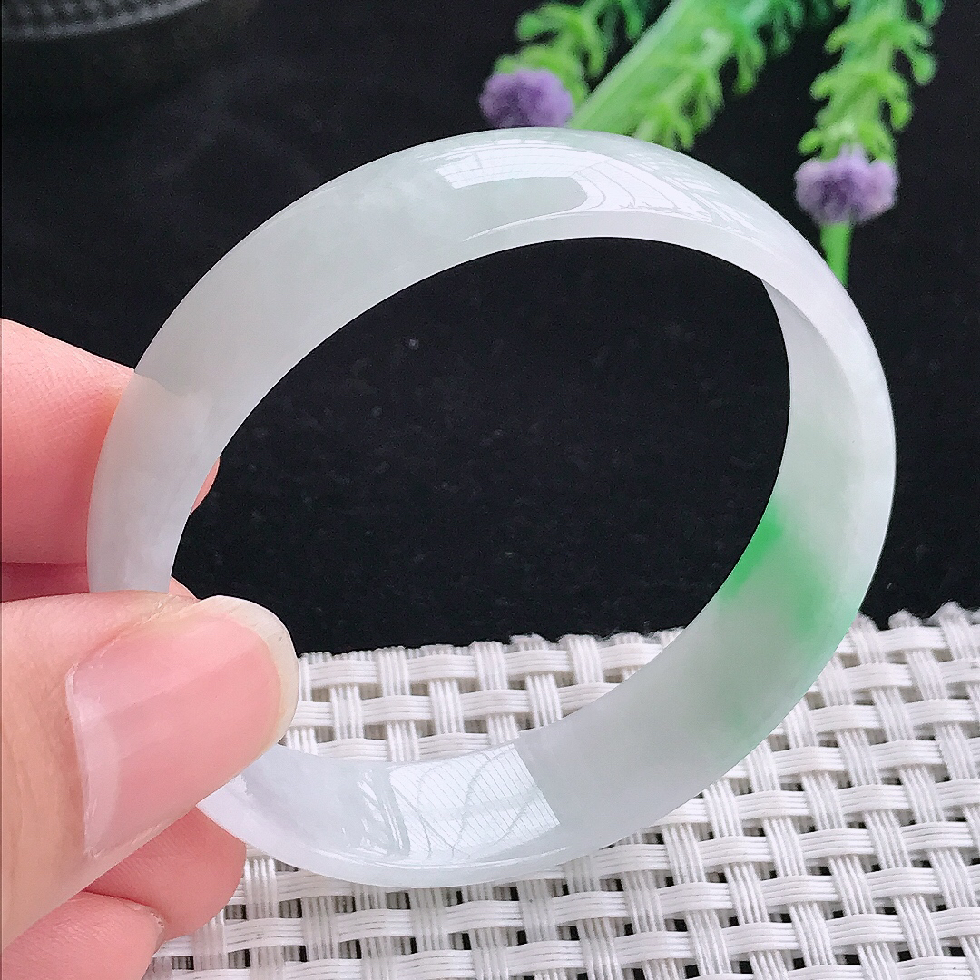 实拍A货翡翠51.5/13.3/4老坑冰润飘阳绿手镯宽边玉镯福镯平安镯