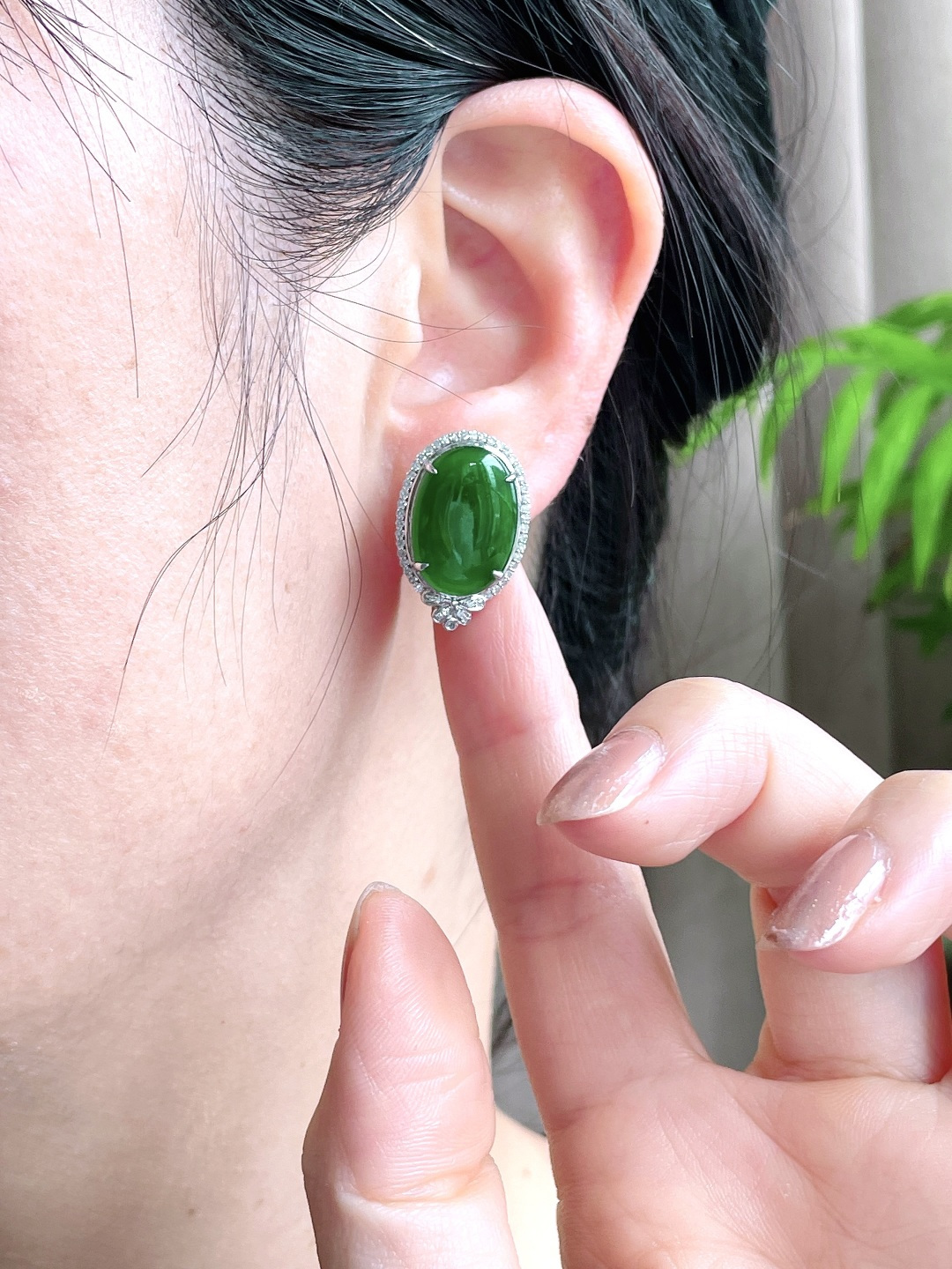 冰辣绿大蛋面大鸽子蛋耳钉，18k金镶嵌，无裂，性比高，22.7/15/6.5，16.7/11.7/2，6.4克