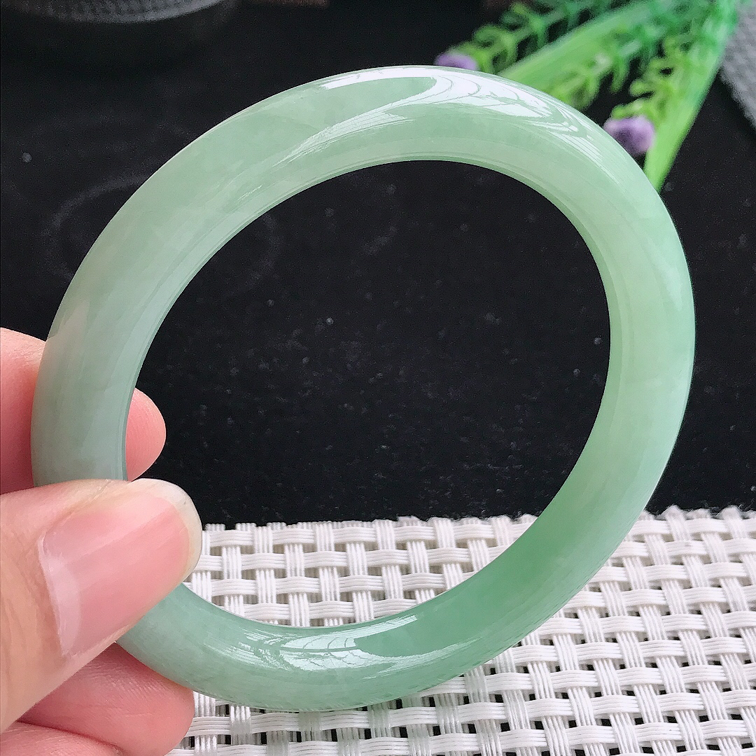 实拍A货翡翠58/9.7/9.3老坑冰润起胶冰晴满绿圆条手镯平安玉镯