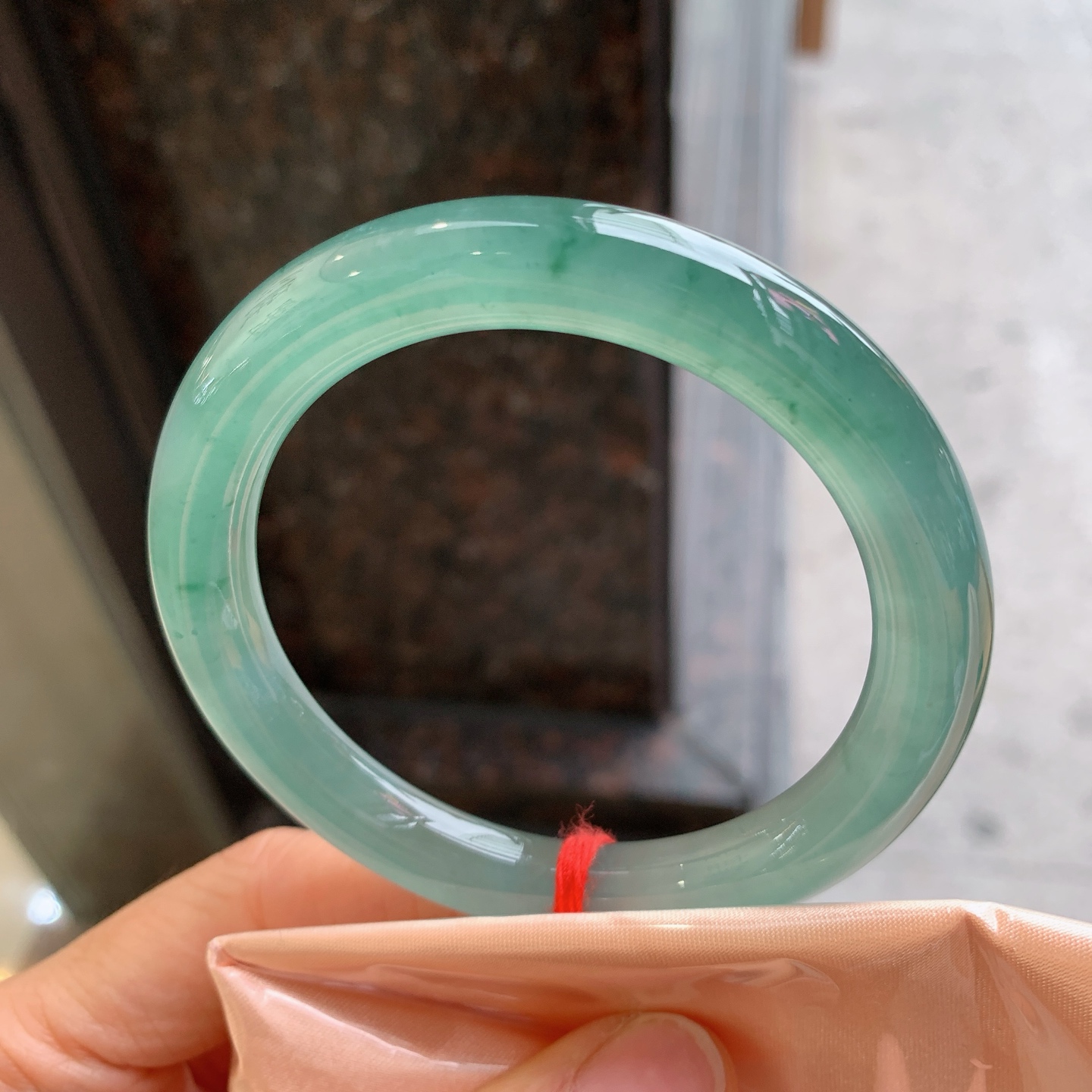 圆条冰油，无裂，尺寸：56.5/9.3/9.5，冰润