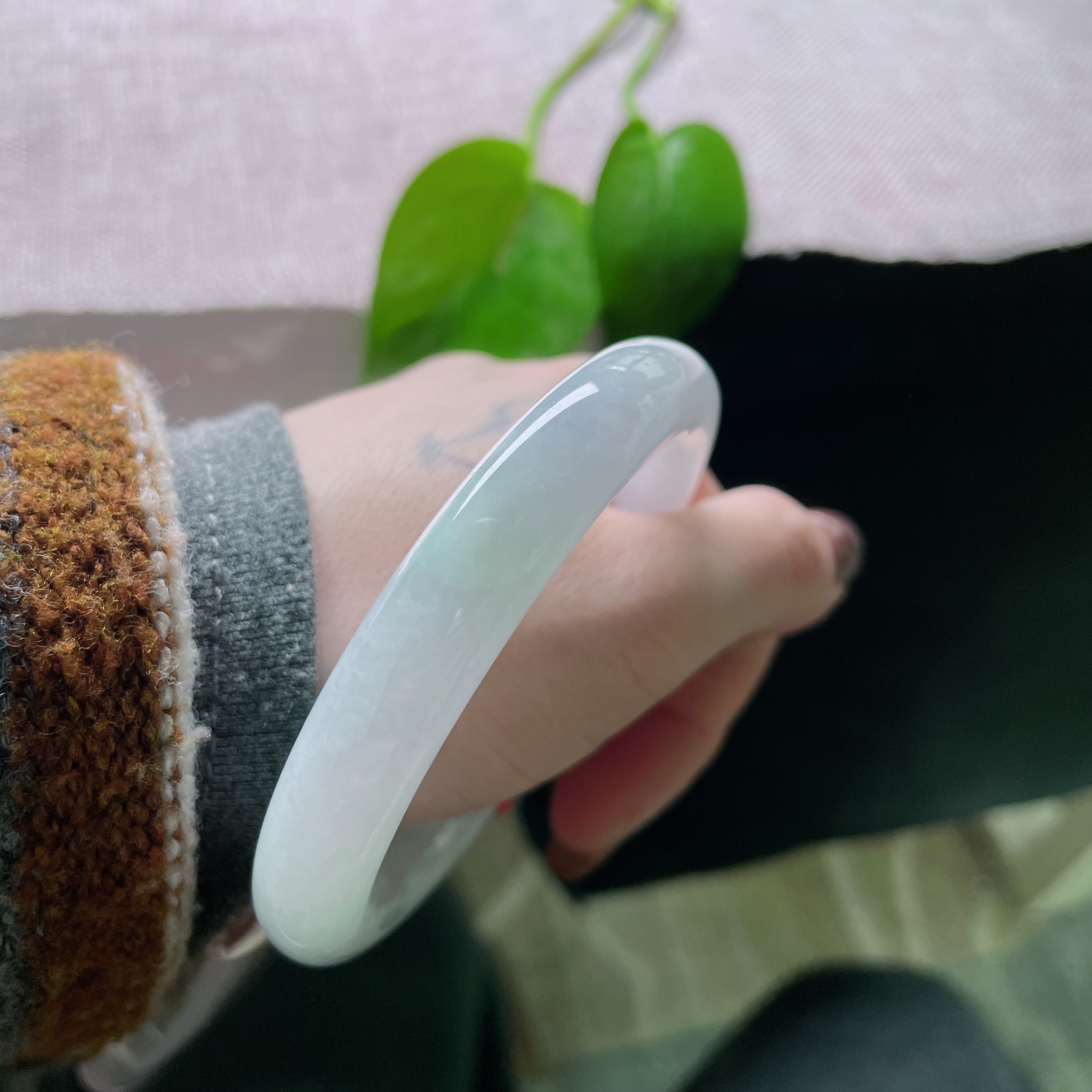 56/10.8，紫罗兰，圆条，水润，细腻，贵气，优雅，雍容华贵，ss50547a..