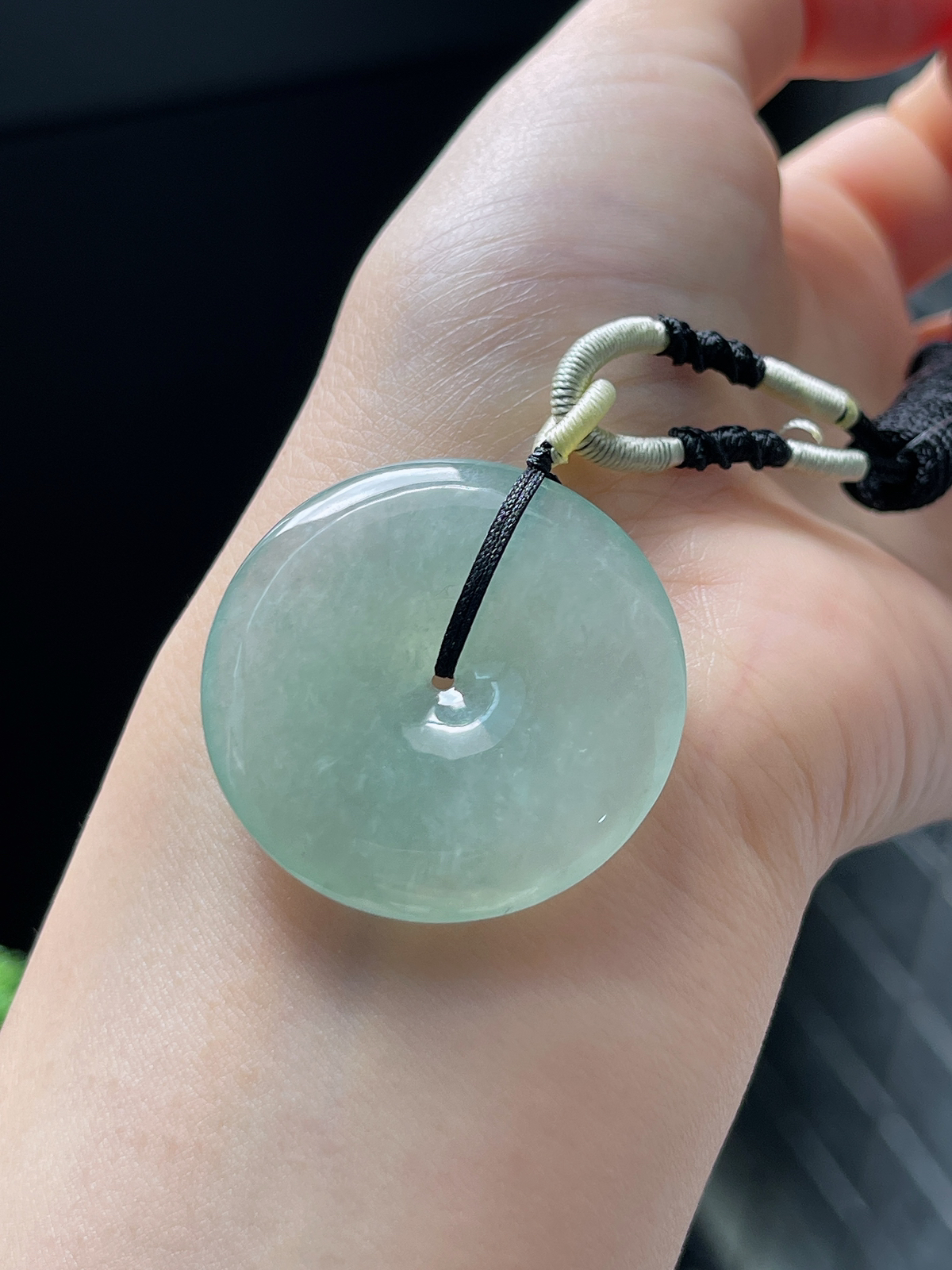 翡翠冰糯种浅绿平安扣