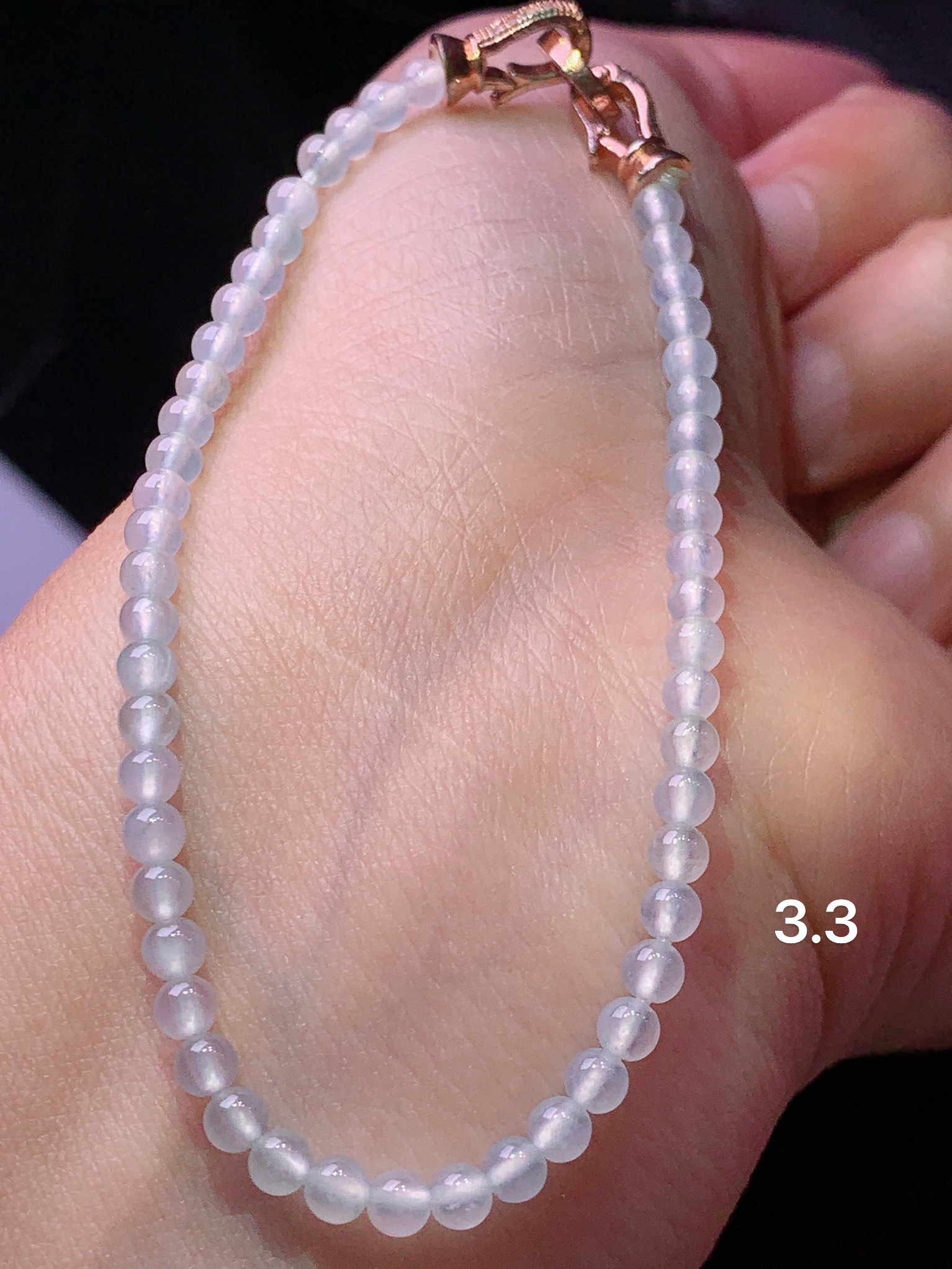 冰种圆珠手链 玉质细腻 色泽艳丽清新 水润亮眼 整体尺寸3.3h3