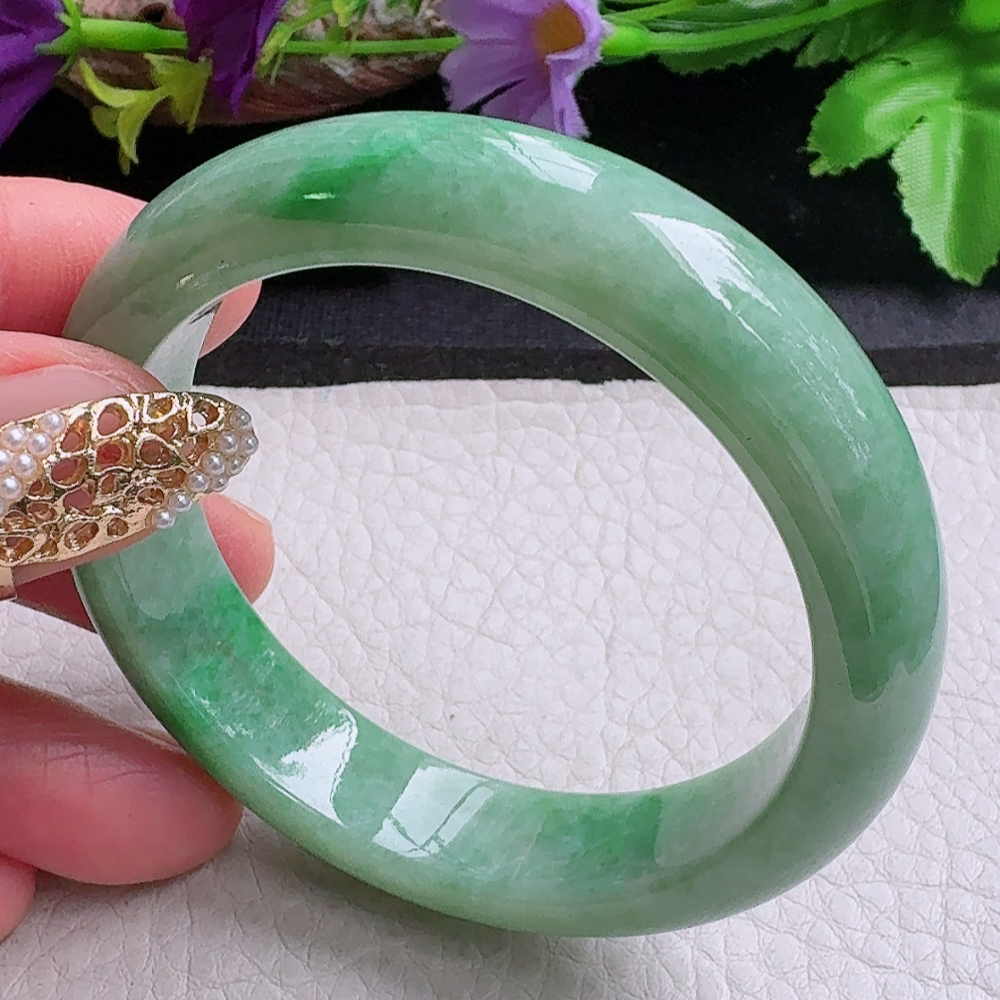 xx小圈口51*12.5*7.6平安镯 缅甸翡翠a货手镯辣绿正圈玉镯子