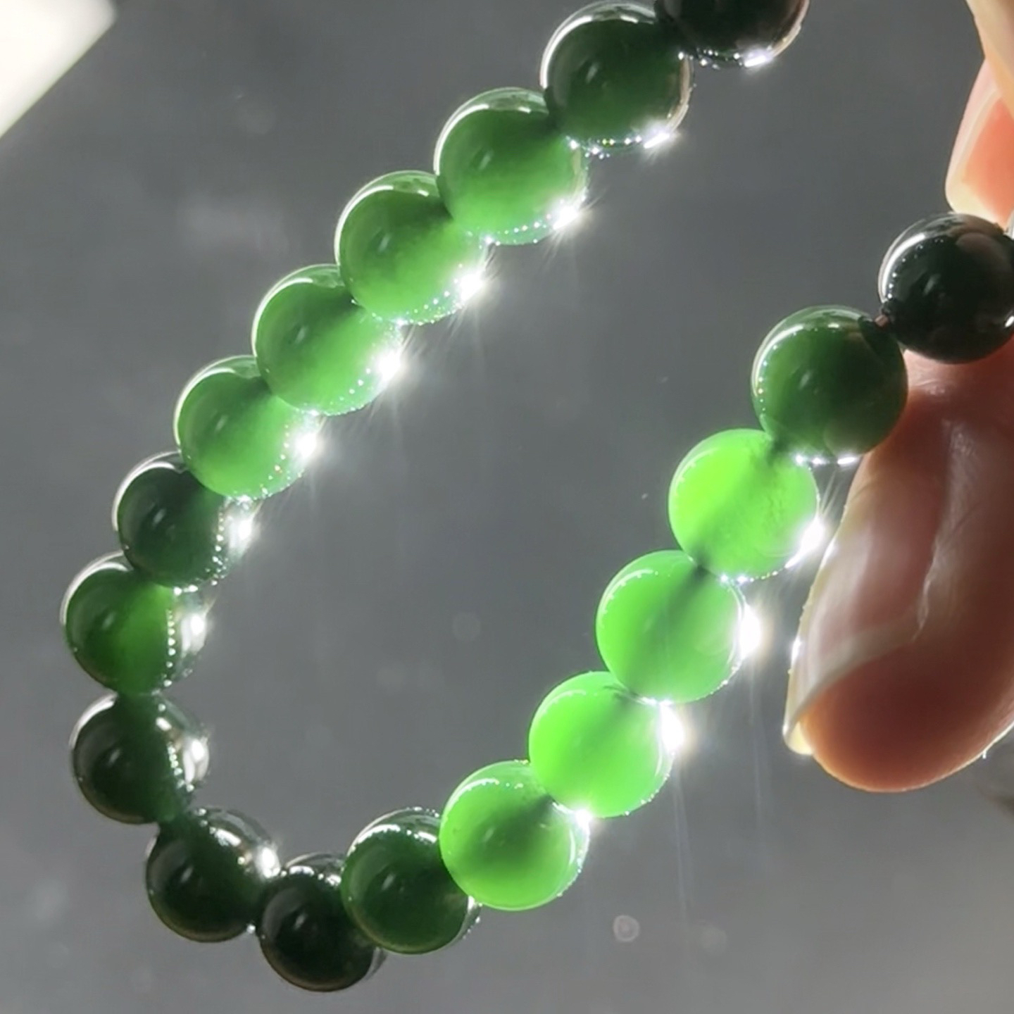 精品墨翠珠子手串 种好色正 黑度极好 打灯通透 油性十足 尺寸6.8