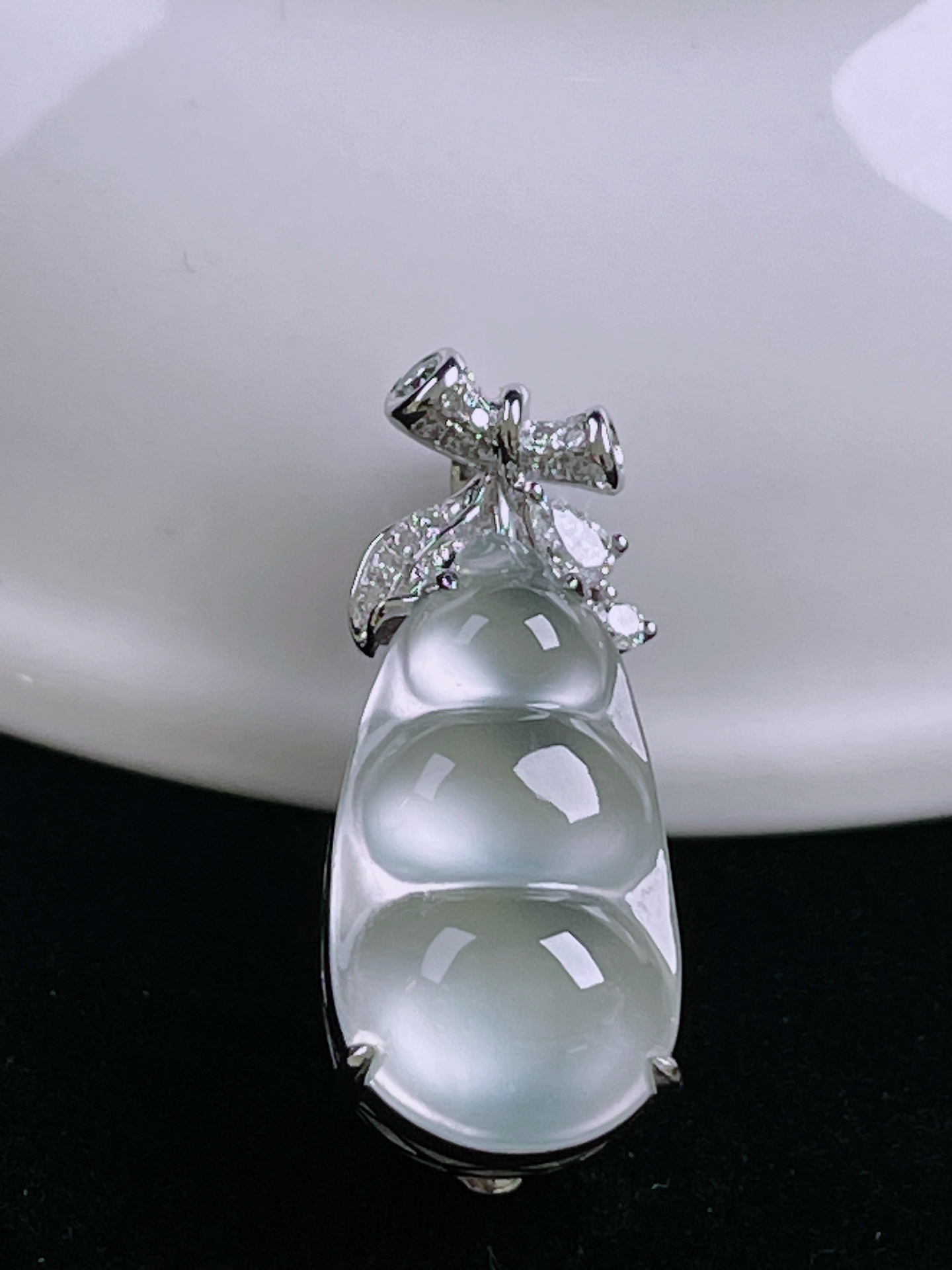 ️冰种福豆，老种起光，细底通透，尺寸：26.3/10.9/9.7，19.8/11mm0427