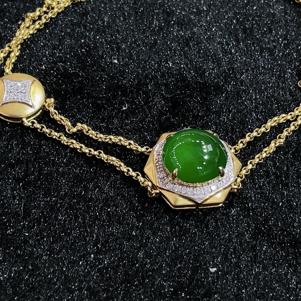 ️冰绿鸽子蛋手链，，18k金镶嵌，种水，重金镶嵌，南非钻镶，厚装饱满，高端大气，时尚百搭，性比高13.8/12.2/7.0，裸石9.0/8.5