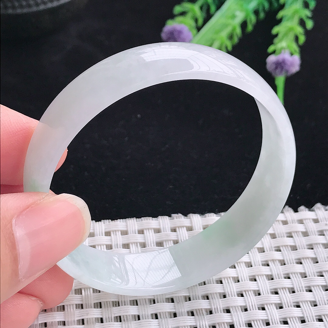 实拍A货翡翠51.5/13.3/4老坑冰润飘阳绿手镯宽边玉镯福镯平安镯