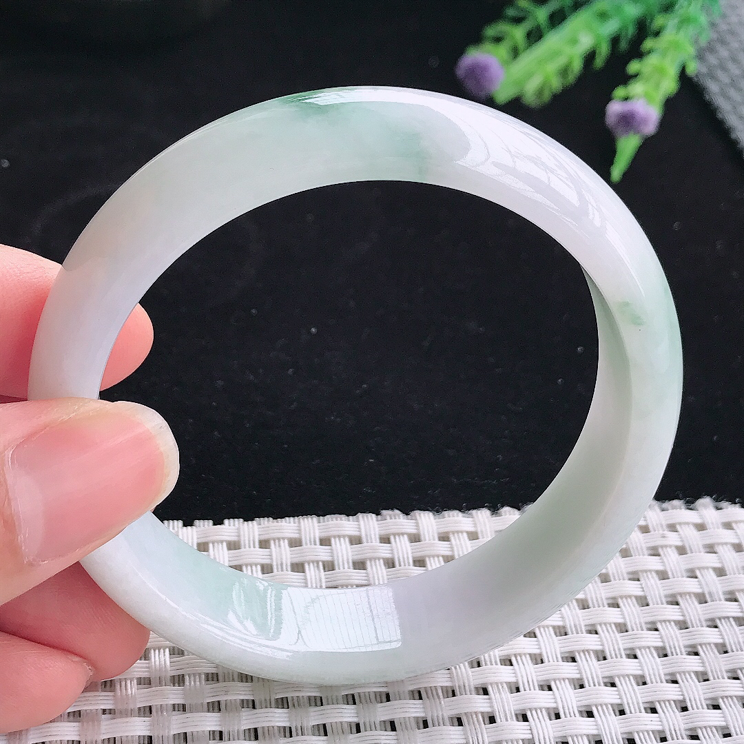 实拍A货翡翠59/15/7.6老坑精美温润飘花手镯翡翠玉镯平安镯