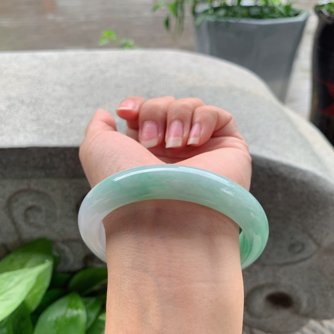 大圈口 61.5-12.6-9.3【飘绿正圈手镯】正圈61 62可戴