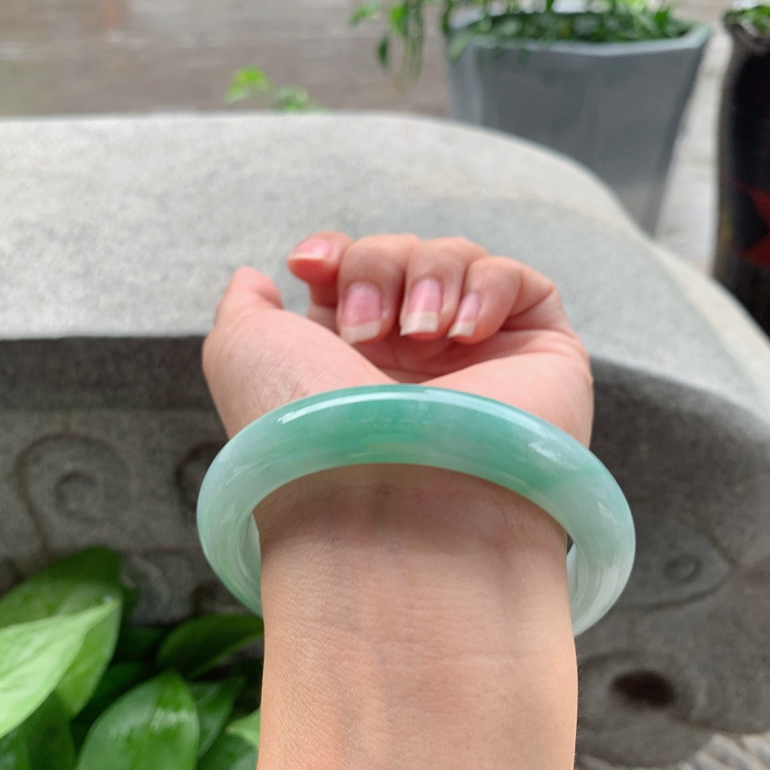 大圈口 61.5-12.6-9.3【飘绿正圈手镯】正圈61 62可戴
