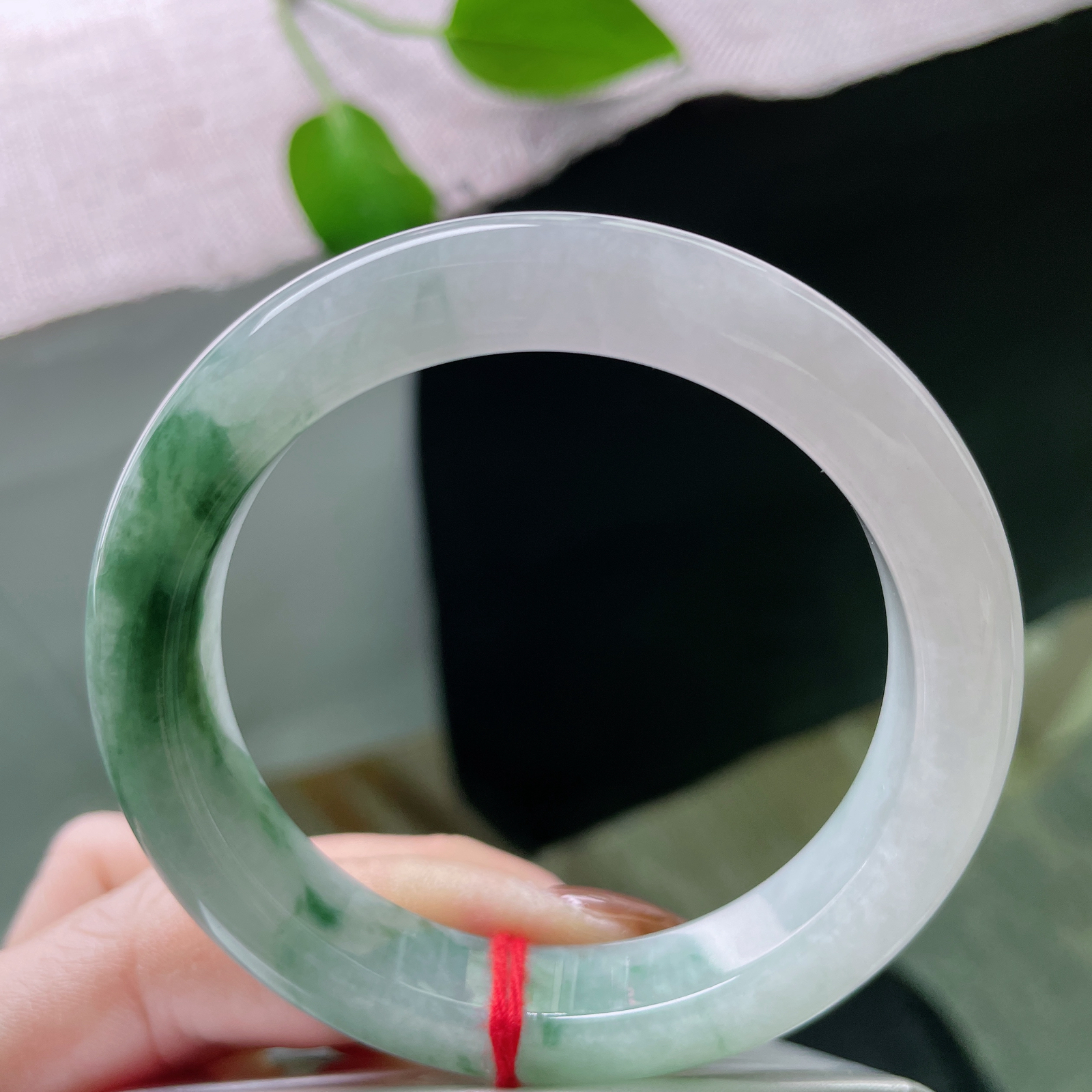 54.7/11.7/8.6，飘花，水润，灵动雅致，细腻， 一点棉团，ss51816a..