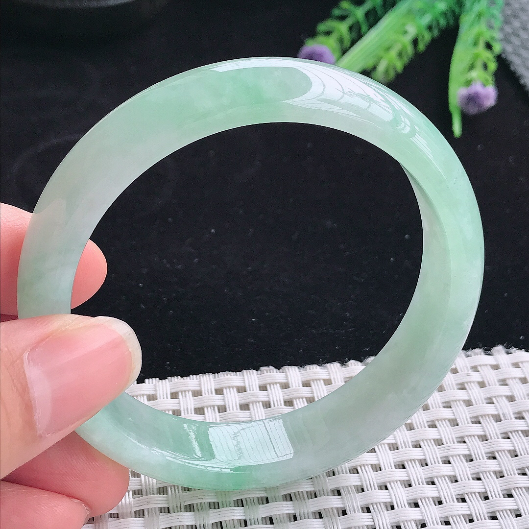 实拍A货翡翠58.5/14.1/7.6老坑冰胶果冻冰晴绿手镯宽边玉镯平安镯