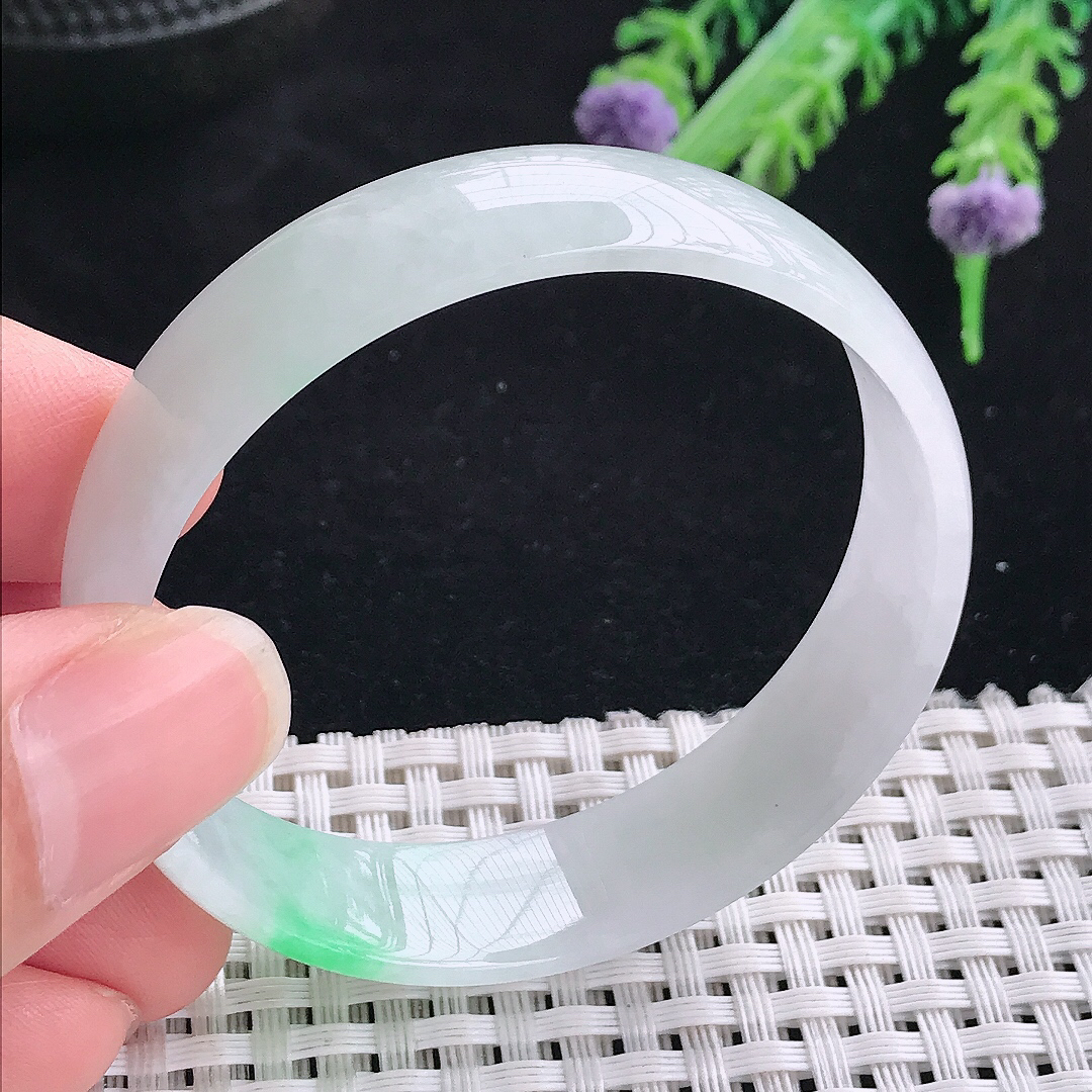 实拍A货翡翠51.5/13.3/4老坑冰润飘阳绿手镯宽边玉镯福镯平安镯