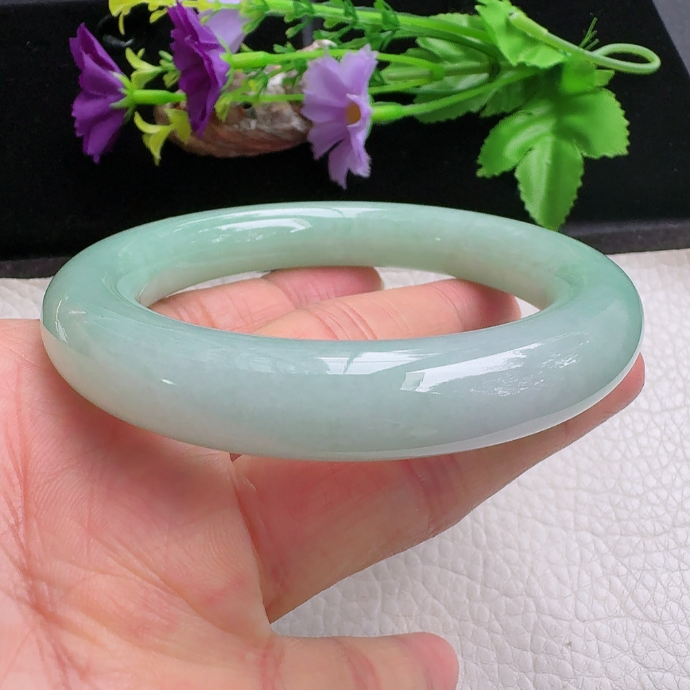 ss实拍58.8*12.2*12.3胖圆镯 缅甸翡翠a货手镯果绿细润圆条玉镯子