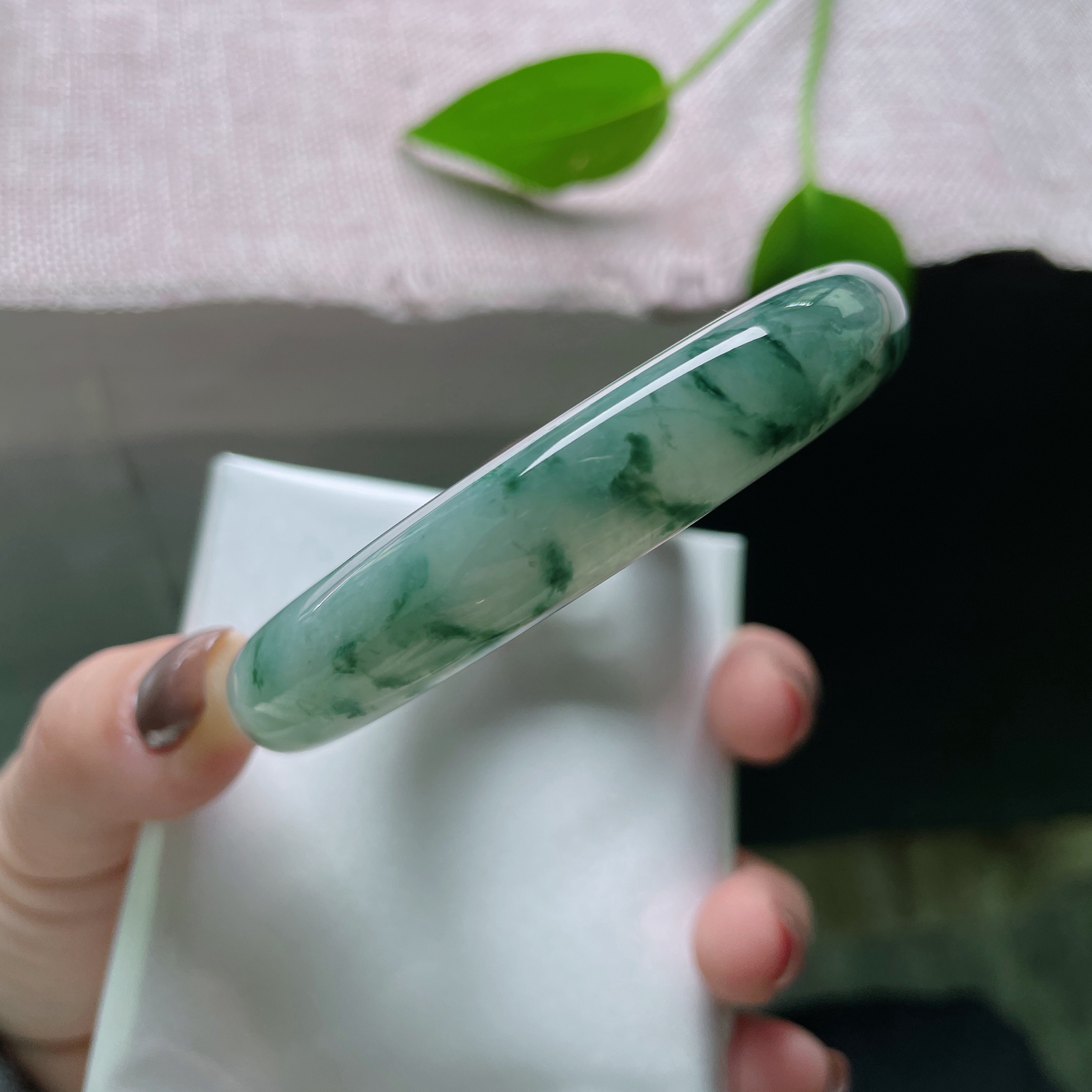 57.9/12.3/9.7，飘花正圈，天然飘花自成画，无需笔墨添风雅。灵韵天成，ss51022a..