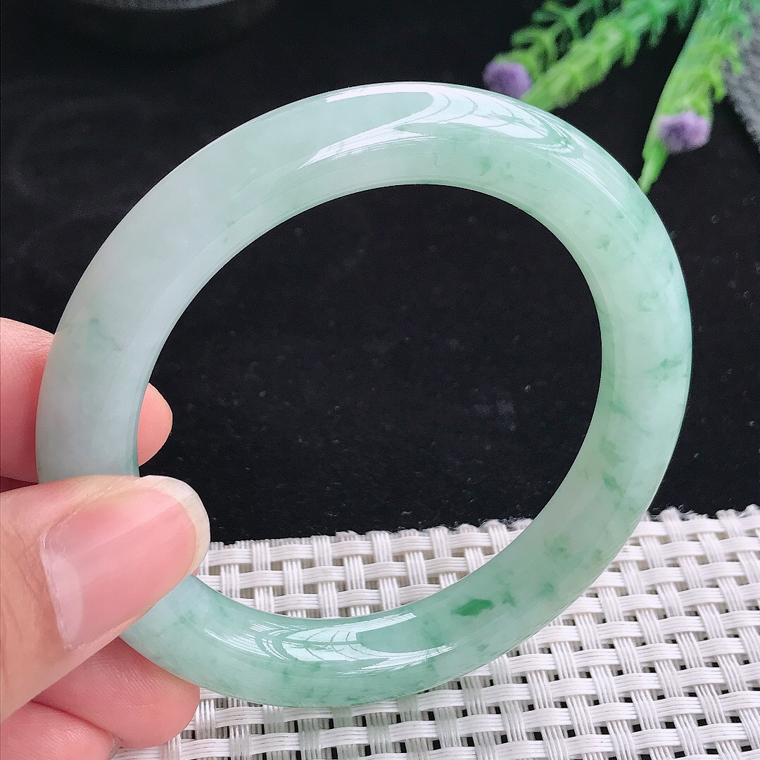 实拍A货翡翠55.8/10.3老坑冰润起胶飘花圆条手镯翡翠玉镯平安镯