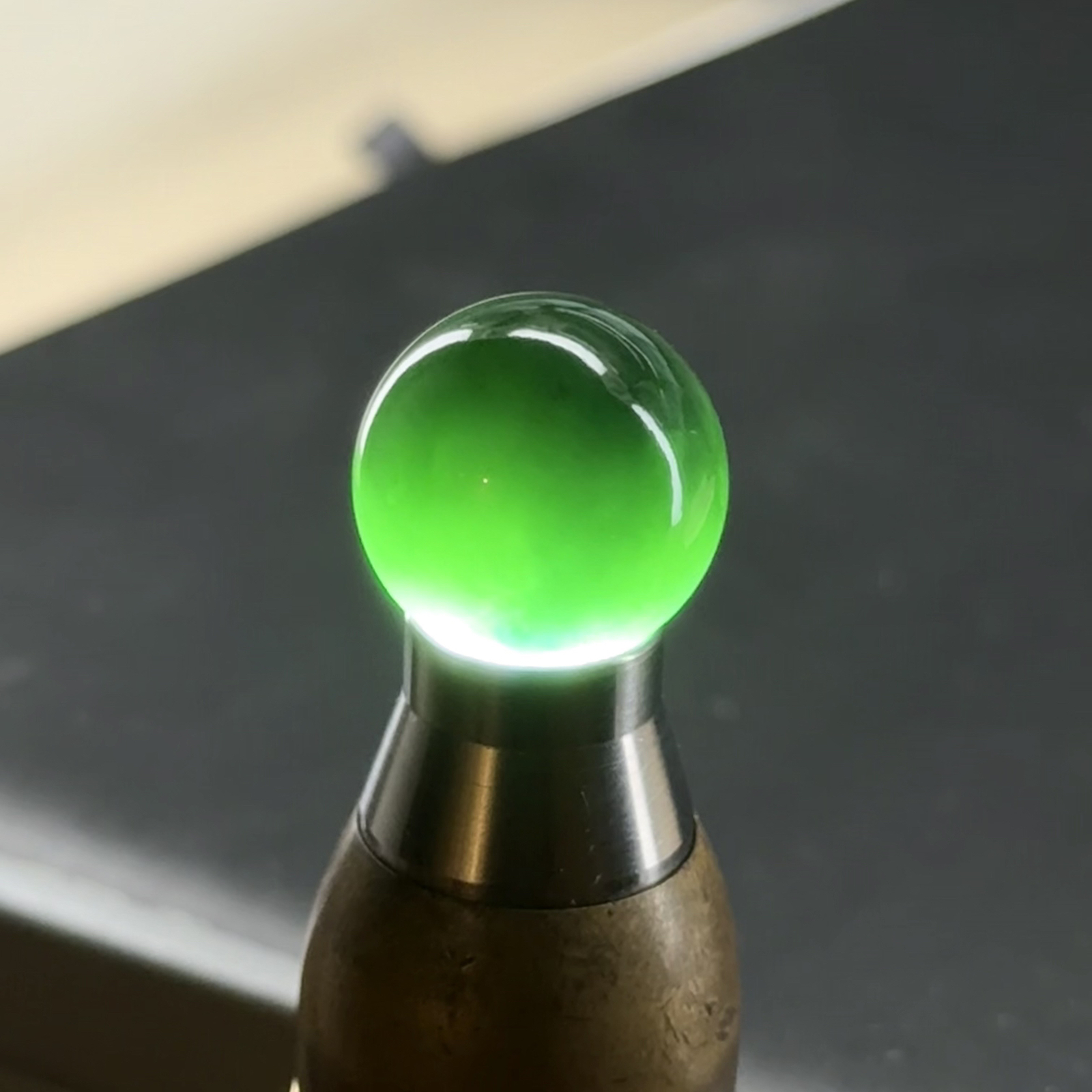 精品大尺寸墨翠珠子 种好色正 黑度好 打灯通透 油性十足 尺寸17.2