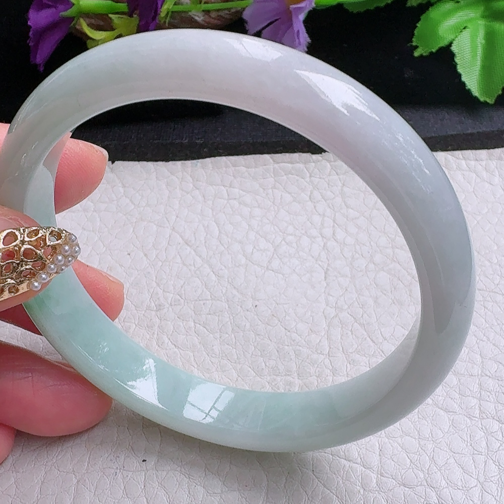 xx实拍58.5*11*7平安镯 缅甸翡翠a货手镯飘绿正圈玉镯子