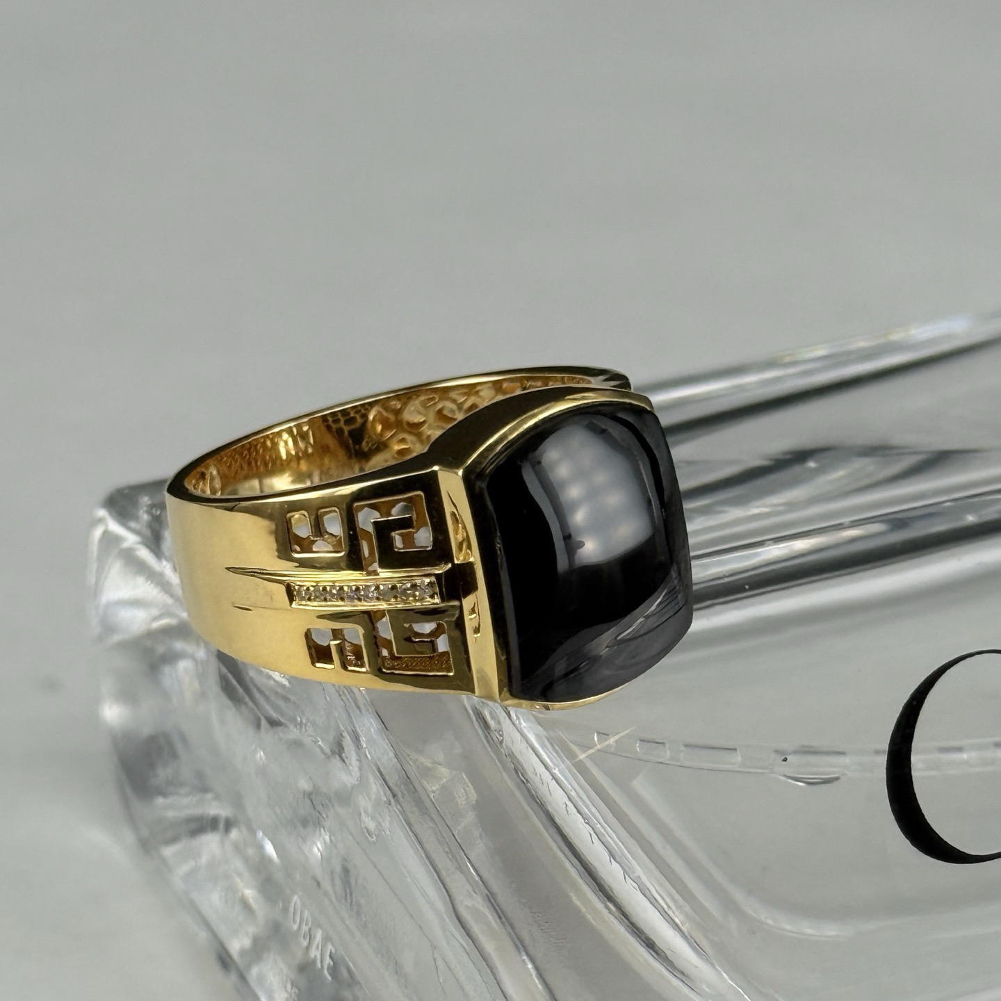 精品18k墨翠马鞍男戒 种好色正 黑度极好 打灯通透 油性十足 尺寸14.8