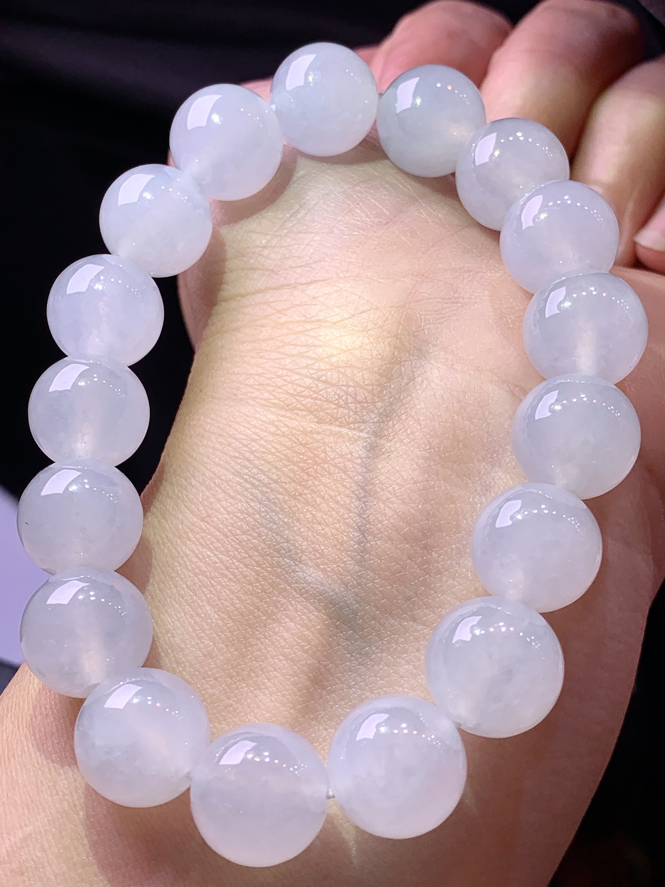 冰种圆珠手链 玉质细腻 色泽艳丽清新 水润亮眼 整体尺寸12h3