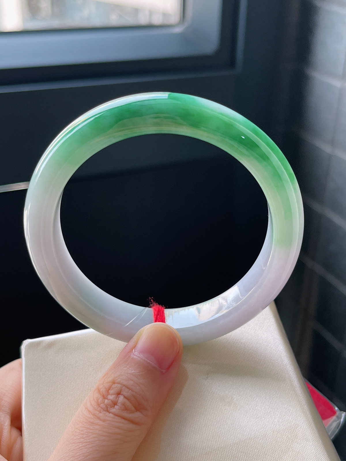 正圈56圈口，翡翠糯化种飘花手镯