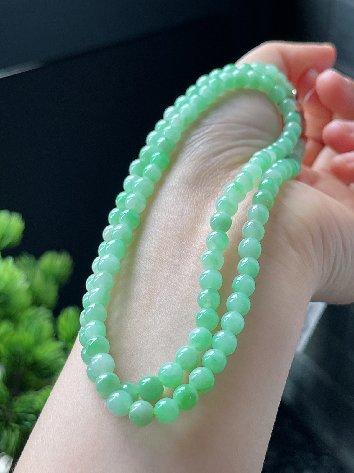 翡翠果绿色项链