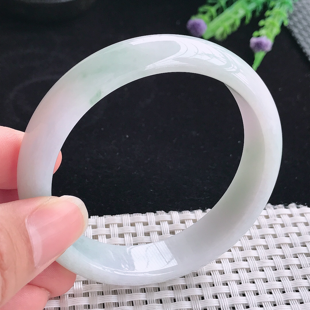 实拍A货翡翠59/15/7.6老坑精美温润飘花手镯翡翠玉镯平安镯