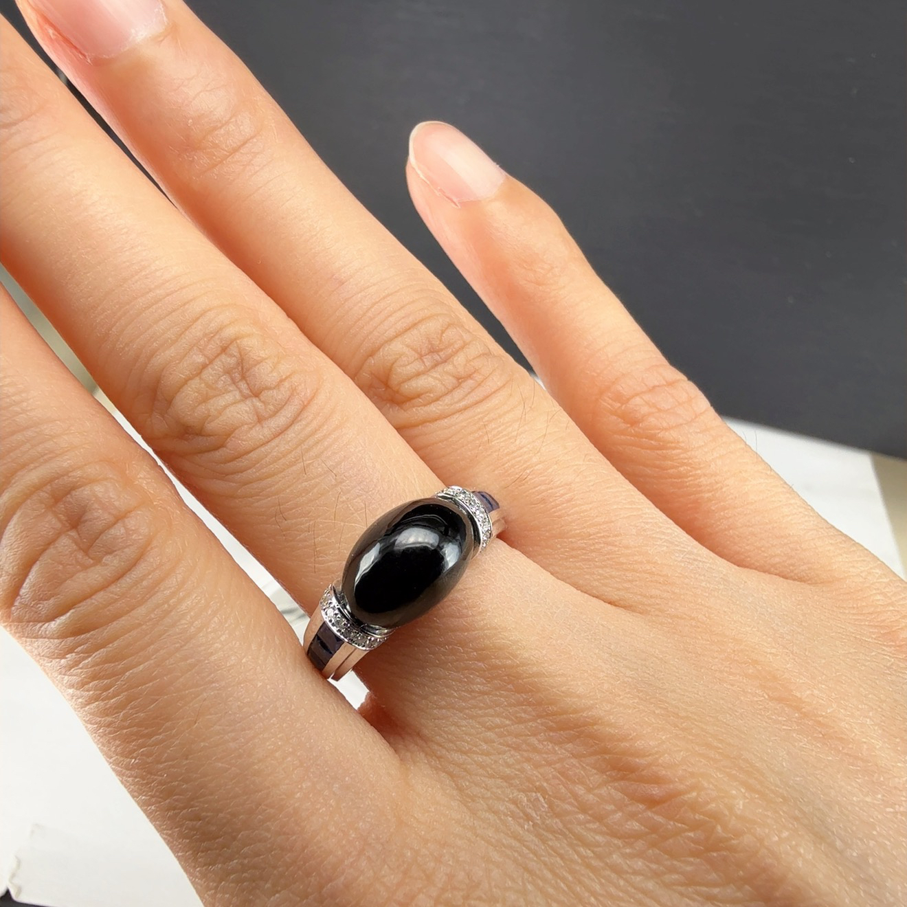 精品18k墨翠豪镶蛋面女戒 种好色正 黑度极好 打灯通透 重金豪镶有质感 尺寸11.6