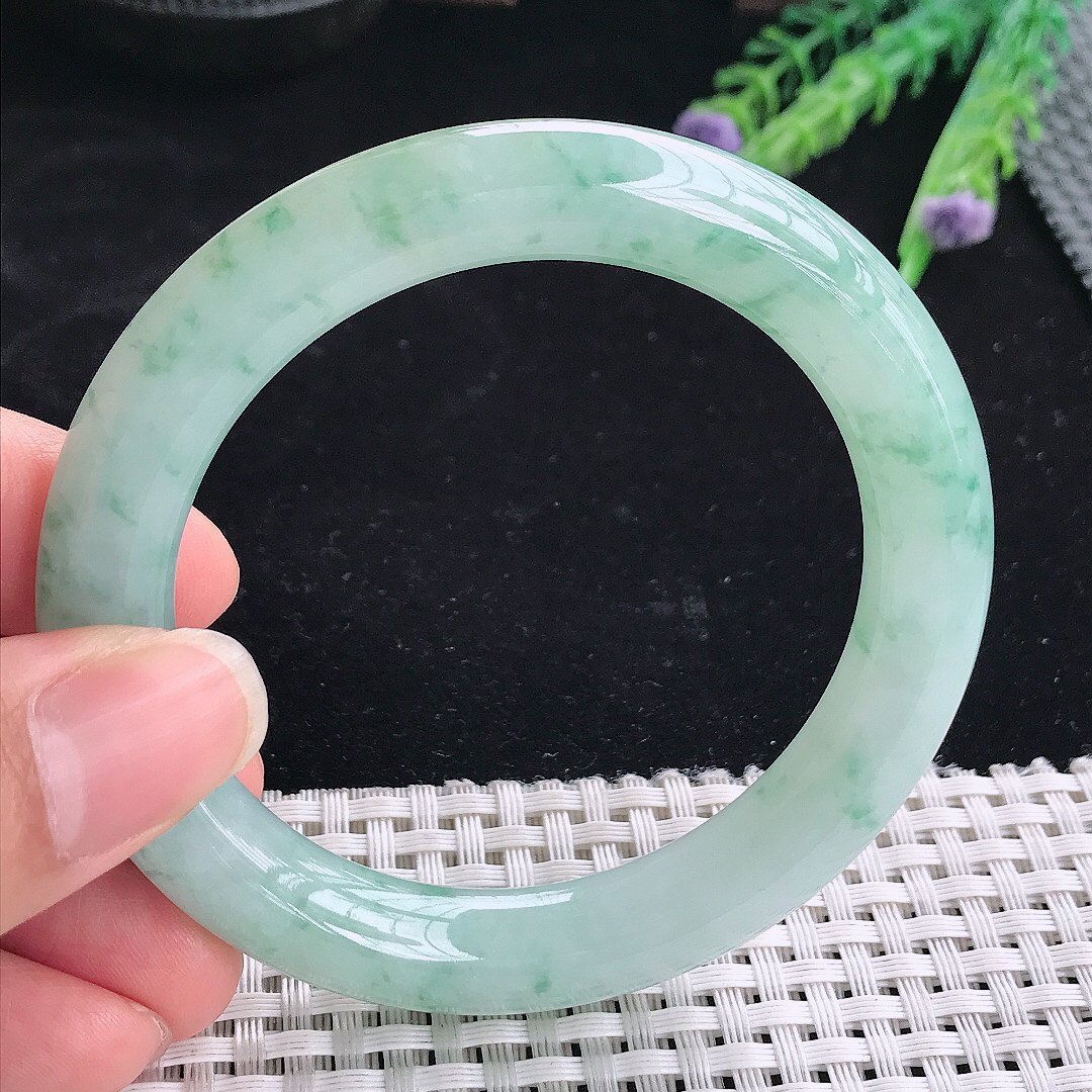 实拍A货翡翠55.8/10.3老坑冰润起胶飘花圆条手镯翡翠玉镯平安镯