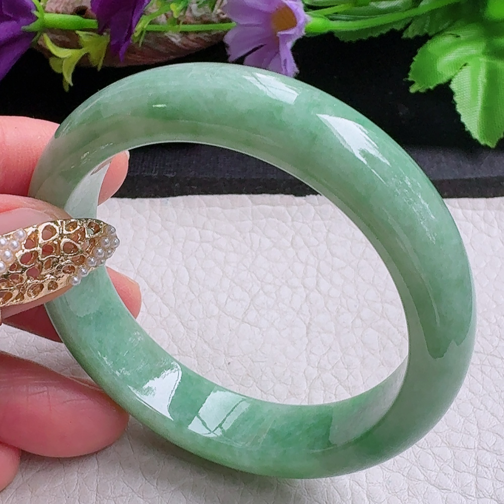 xx小圈口51*12.5*7.6平安镯 缅甸翡翠a货手镯辣绿正圈玉镯子