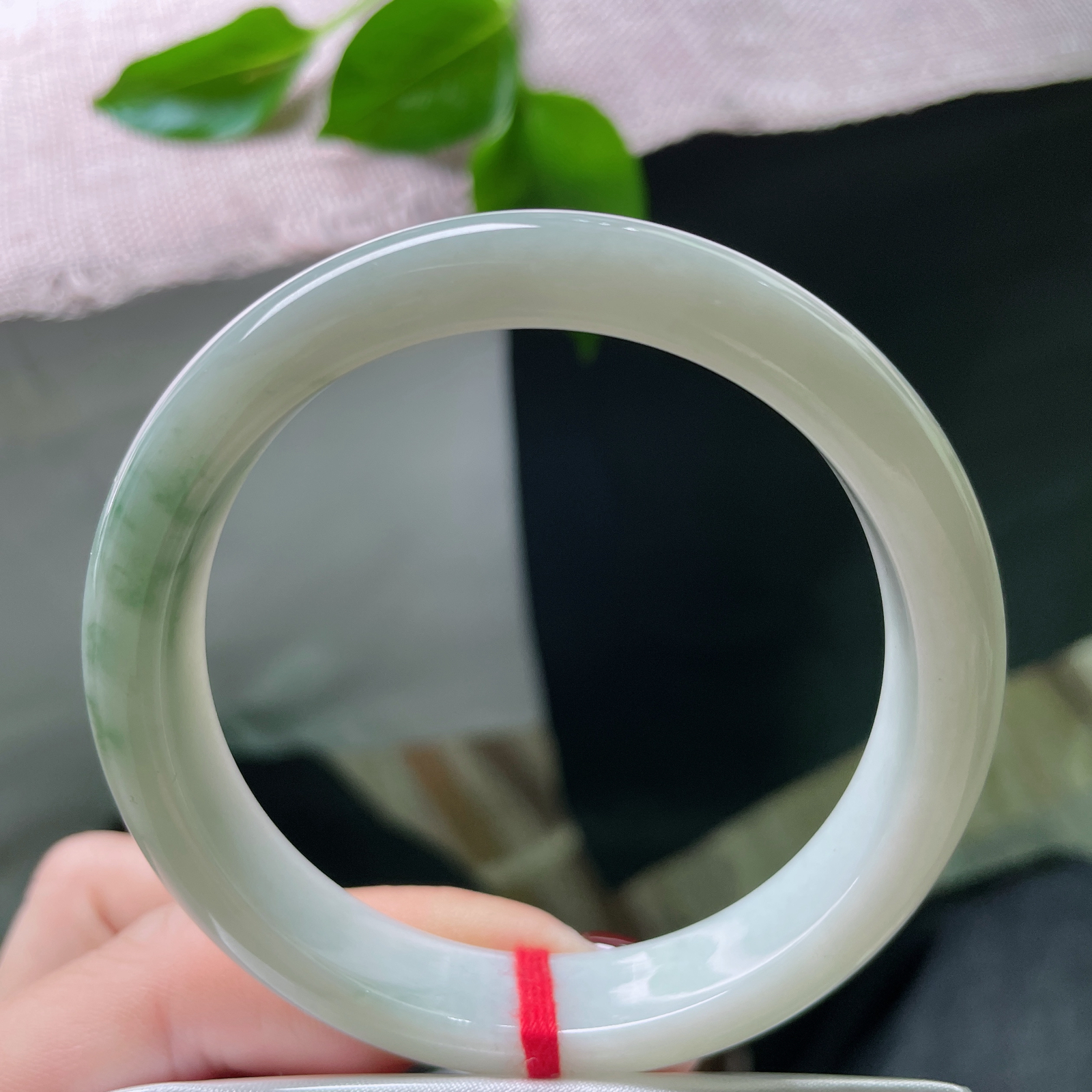 56.6/11.7/7.7飘花正圈，水润细腻，优雅大方，一抹飘花，清心，皮纹。ss51765a..