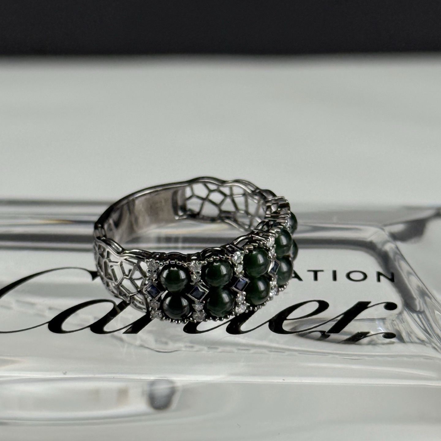 精品18k墨翠珠子女戒 种好色正 黑度极好 打灯通透 油性十足