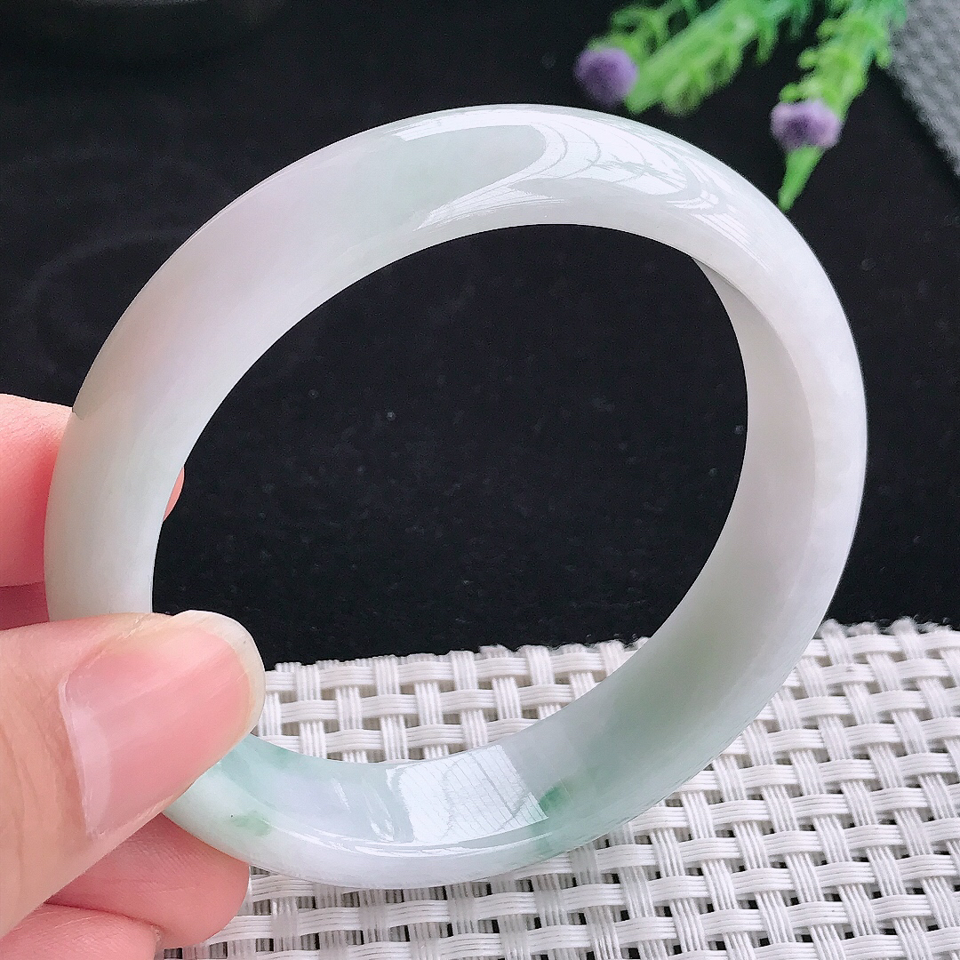 实拍A货翡翠59/15/7.6老坑精美温润飘花手镯翡翠玉镯平安镯