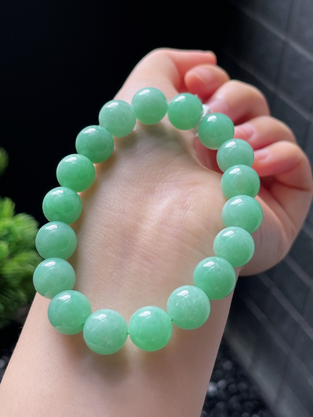 翡翠满甜绿手链