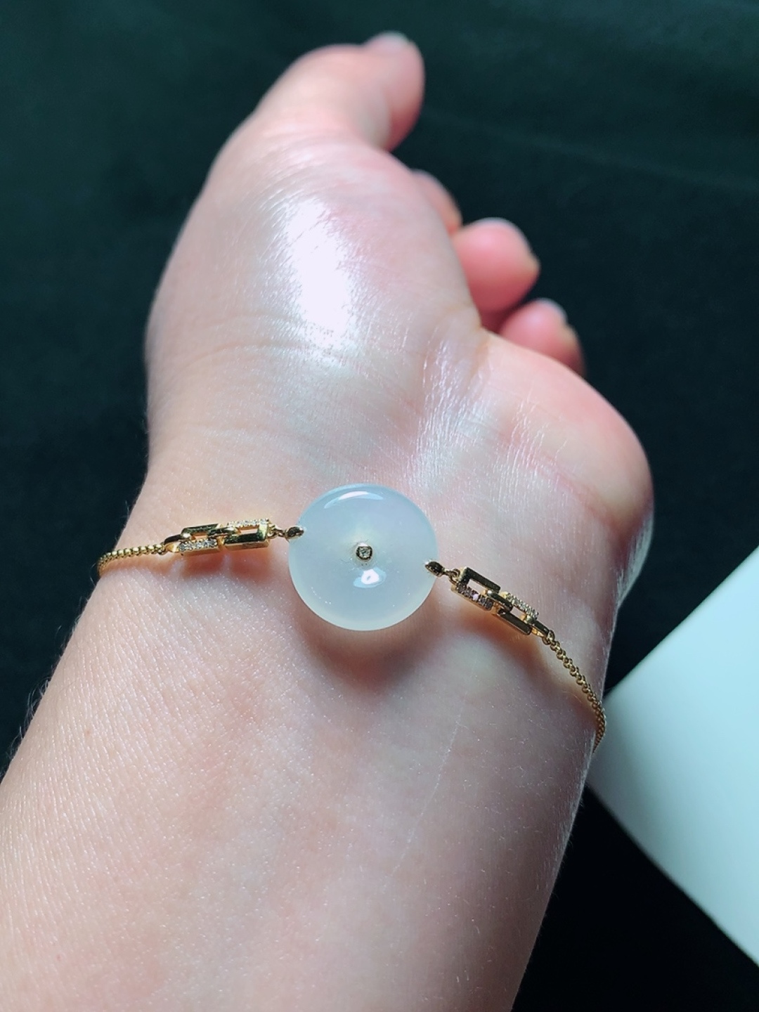 ️18k金镶嵌冰种平安扣手链，种老水头好，又冰又润，饱满：18.2/4.3mm裸石：14.3/4.1mm，编号