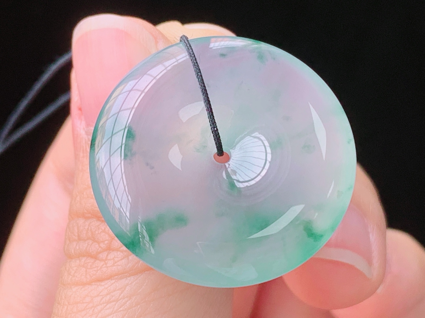 冰飘花平安扣，花色灵动，冰清玉洁，无裂，尺寸26.1/5.7mm，编号24Z