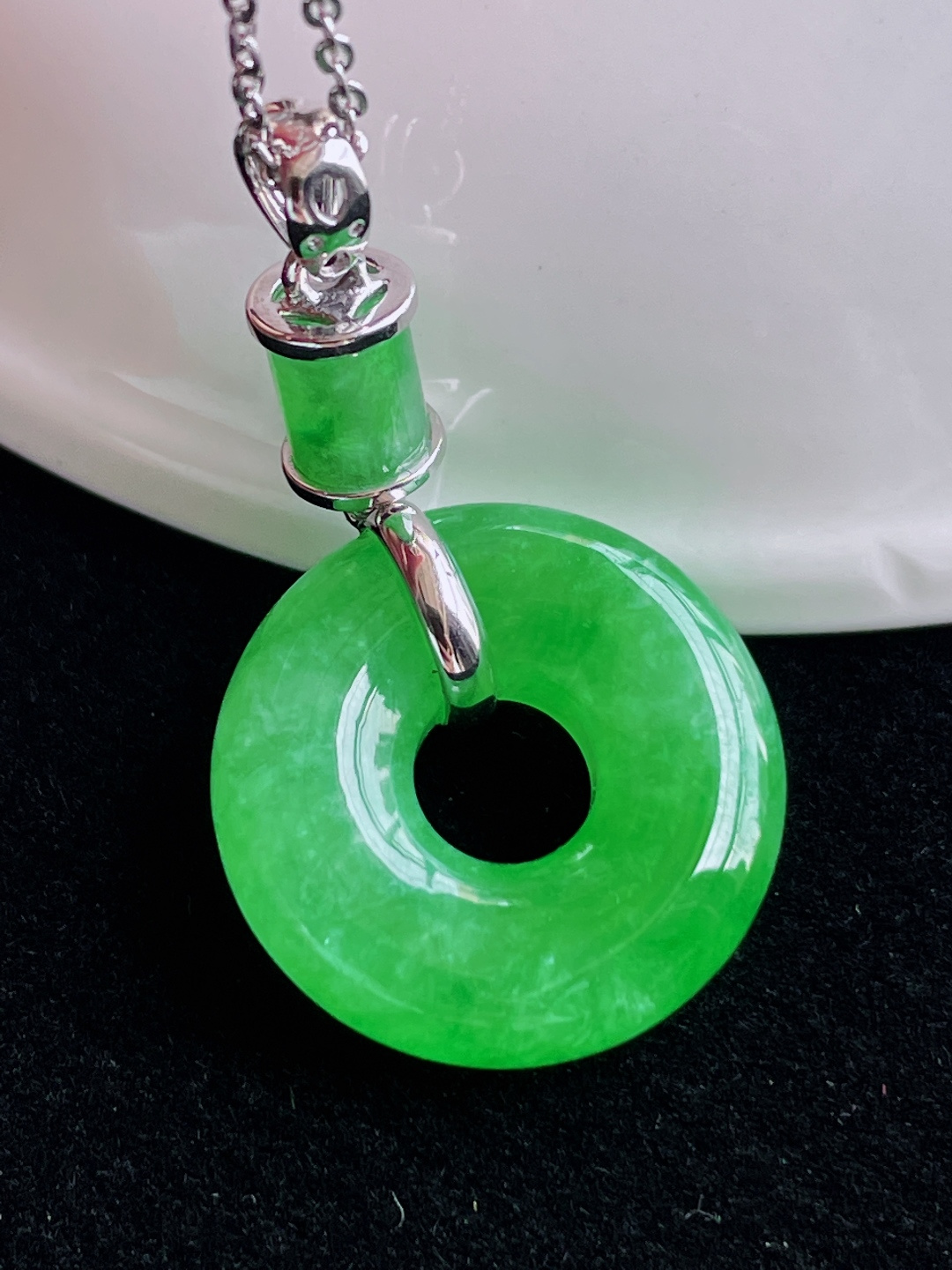 ️ 满色平安扣 色绿无比 水头十足：35.3/19/6，编号