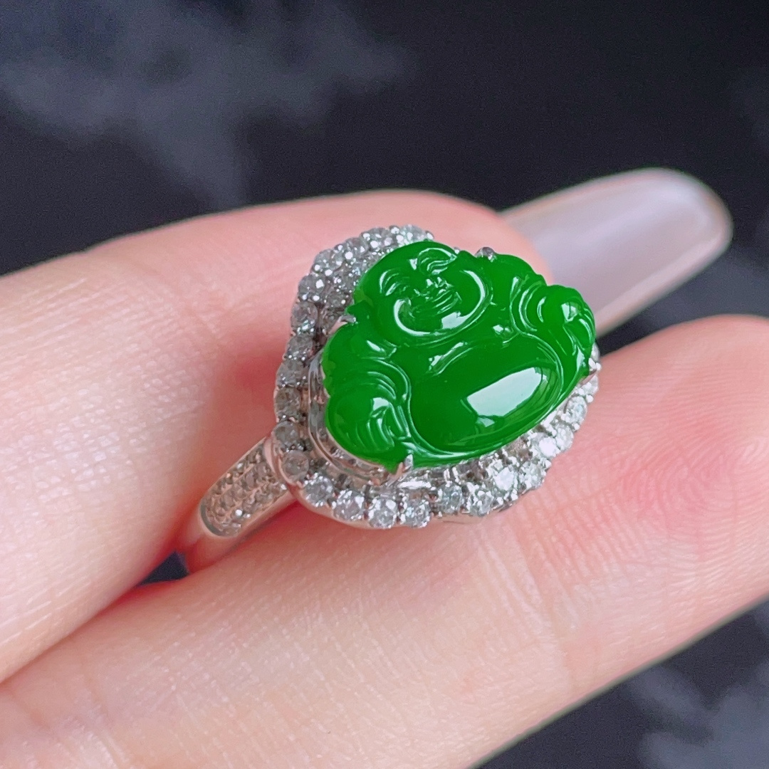 ️ 满绿佛公戒指，色泽鲜艳，种老水润，18k金镶嵌，裸石 9.3/12.8，圈口 14