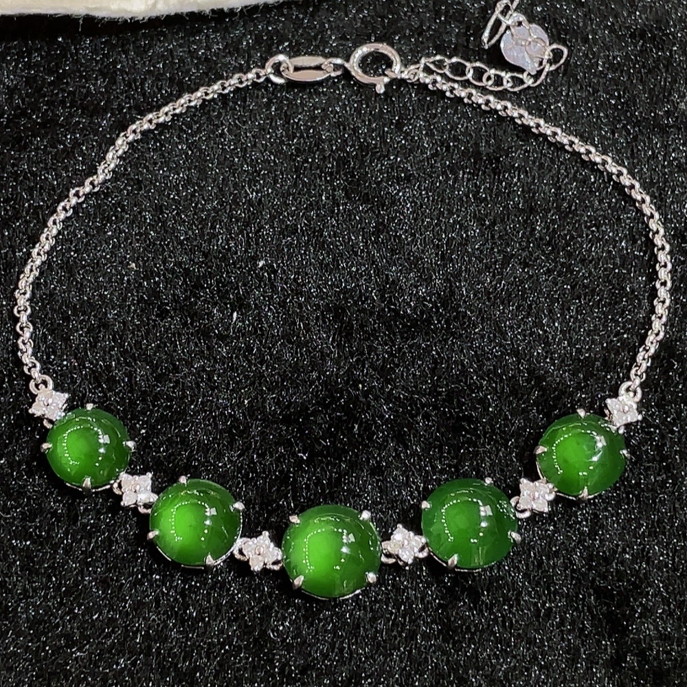 ️3号 冰绿鸽子蛋手链，，18k金镶嵌，种水，重金镶嵌，南非钻镶，厚装饱满，高端大气，时尚百搭，性