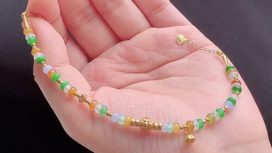 ️天然翡翠 冰种刚多彩蛋面手链，，18k金镶嵌，重金，4.2/2