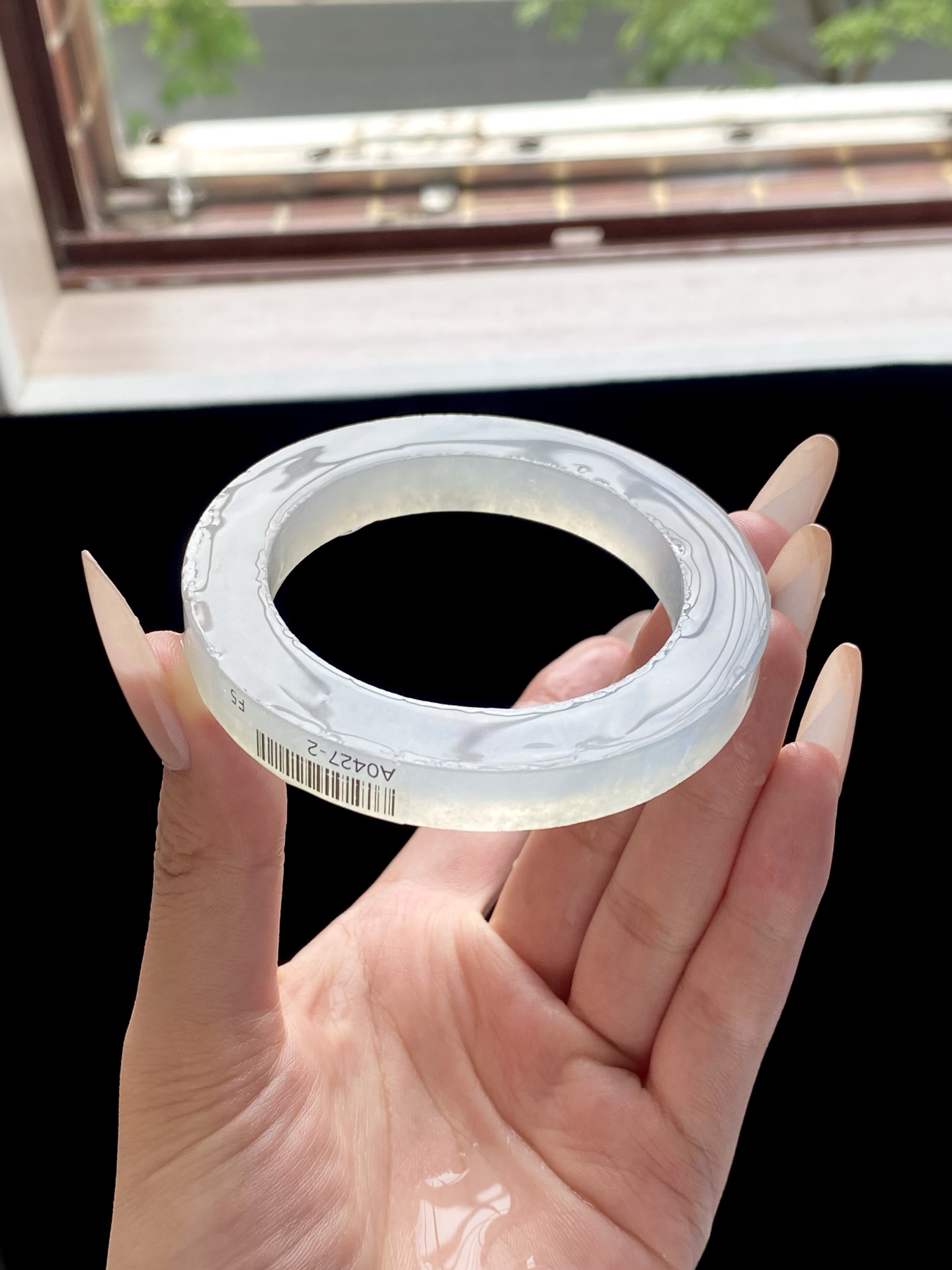 冰种白月光天空蓝圆条镯胚，A0427-2，74.4-53.5-9.5-10.7，可做54～55圆条